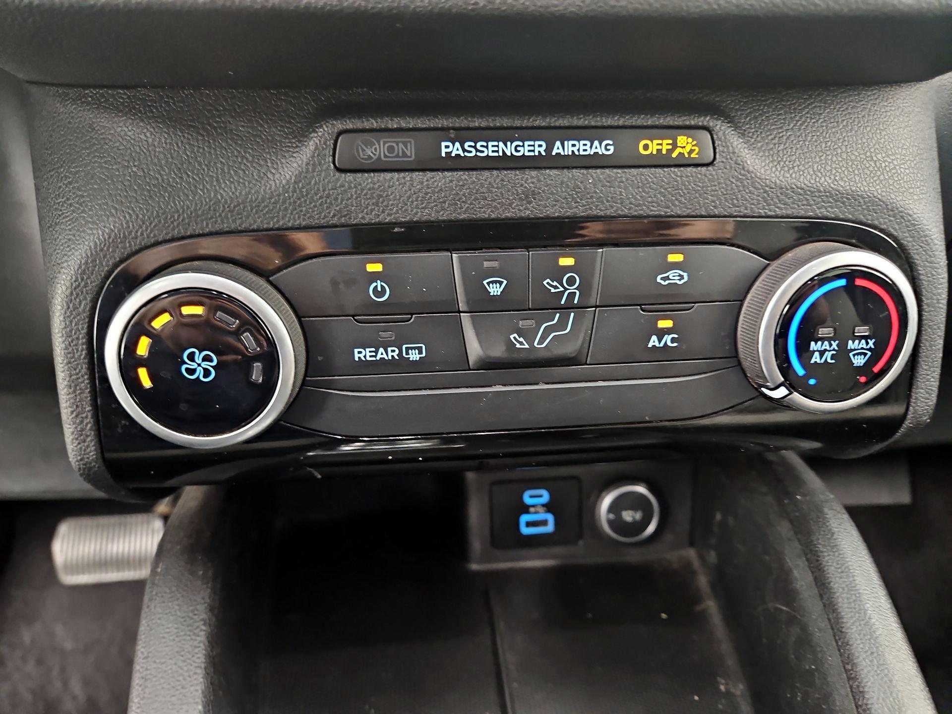 Thumbnail: 2021 Ford Escape - 16