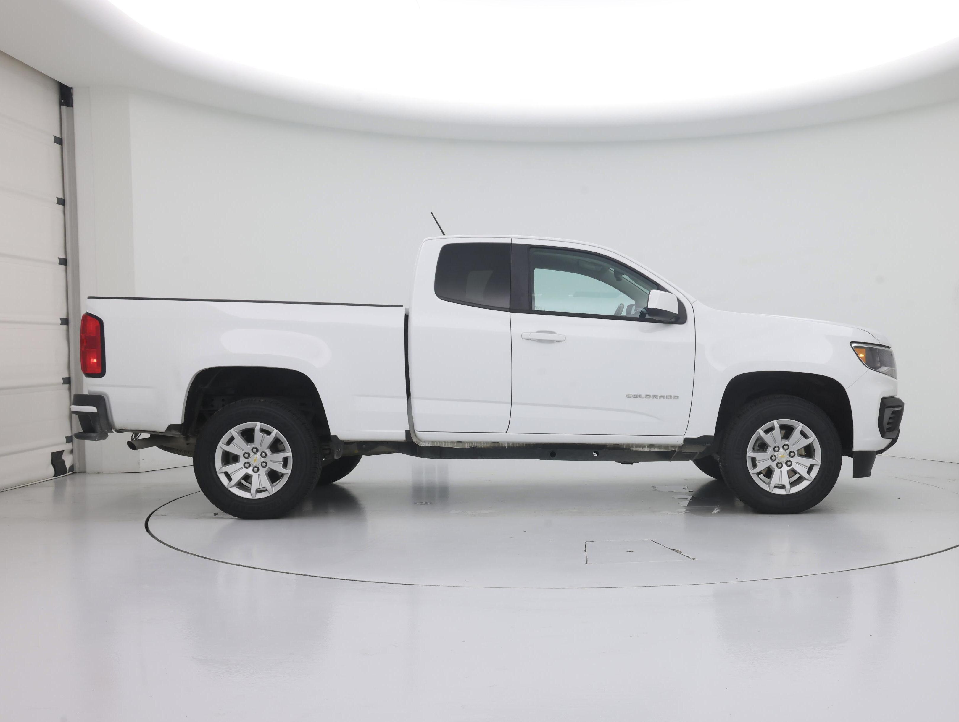 Thumbnail: 2022 Chevrolet Colorado - 7