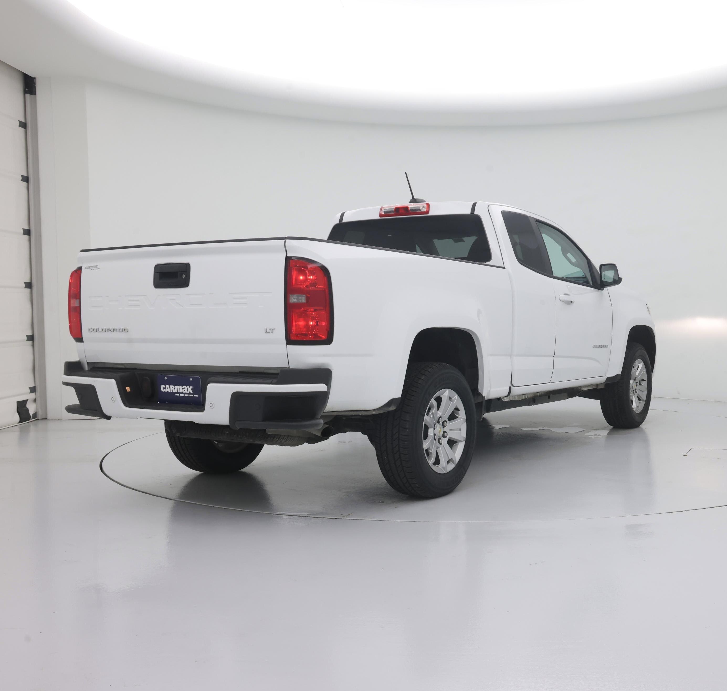 Thumbnail: 2022 Chevrolet Colorado - 8
