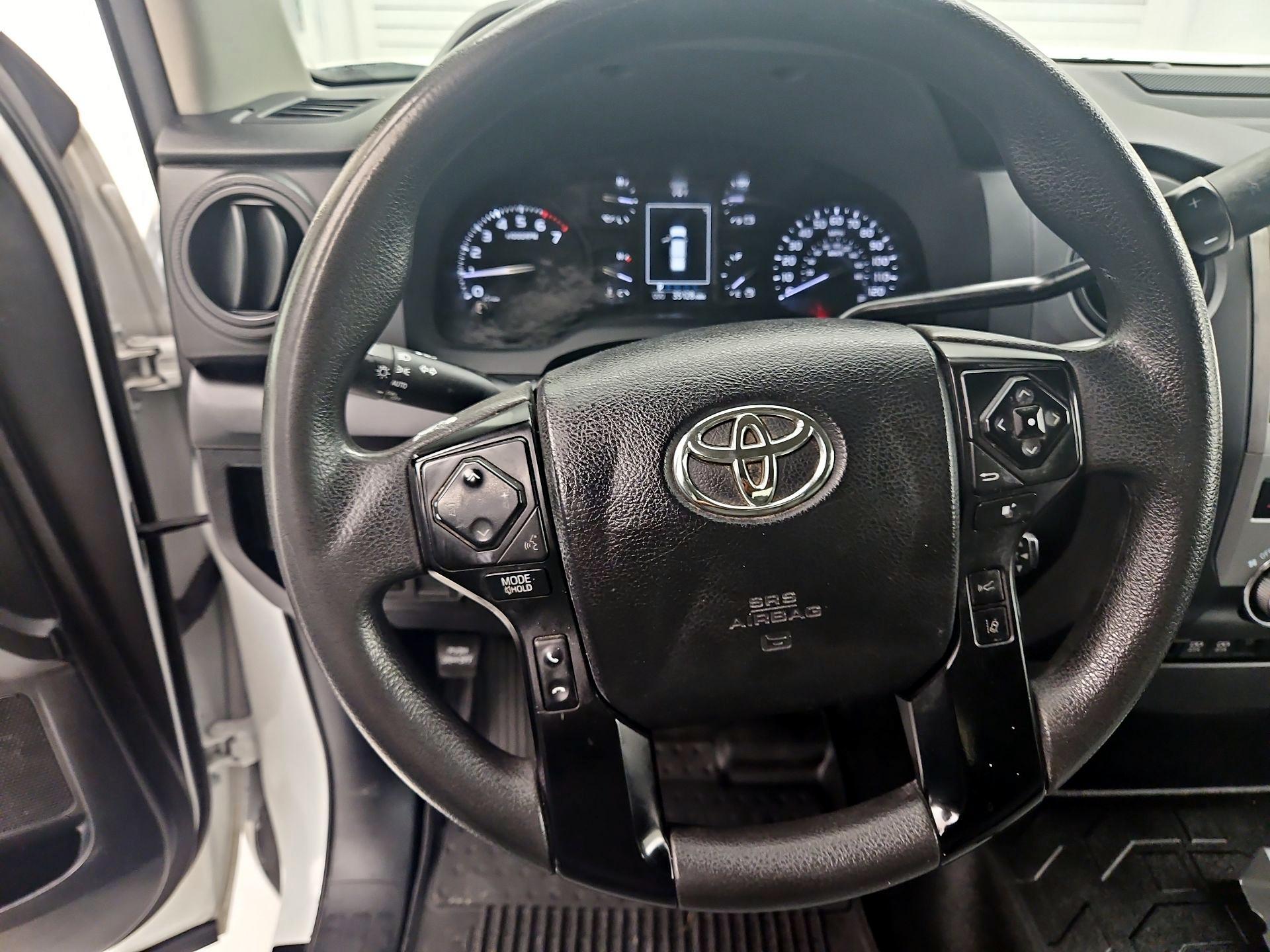 Thumbnail: 2021 Toyota Tundra - 10