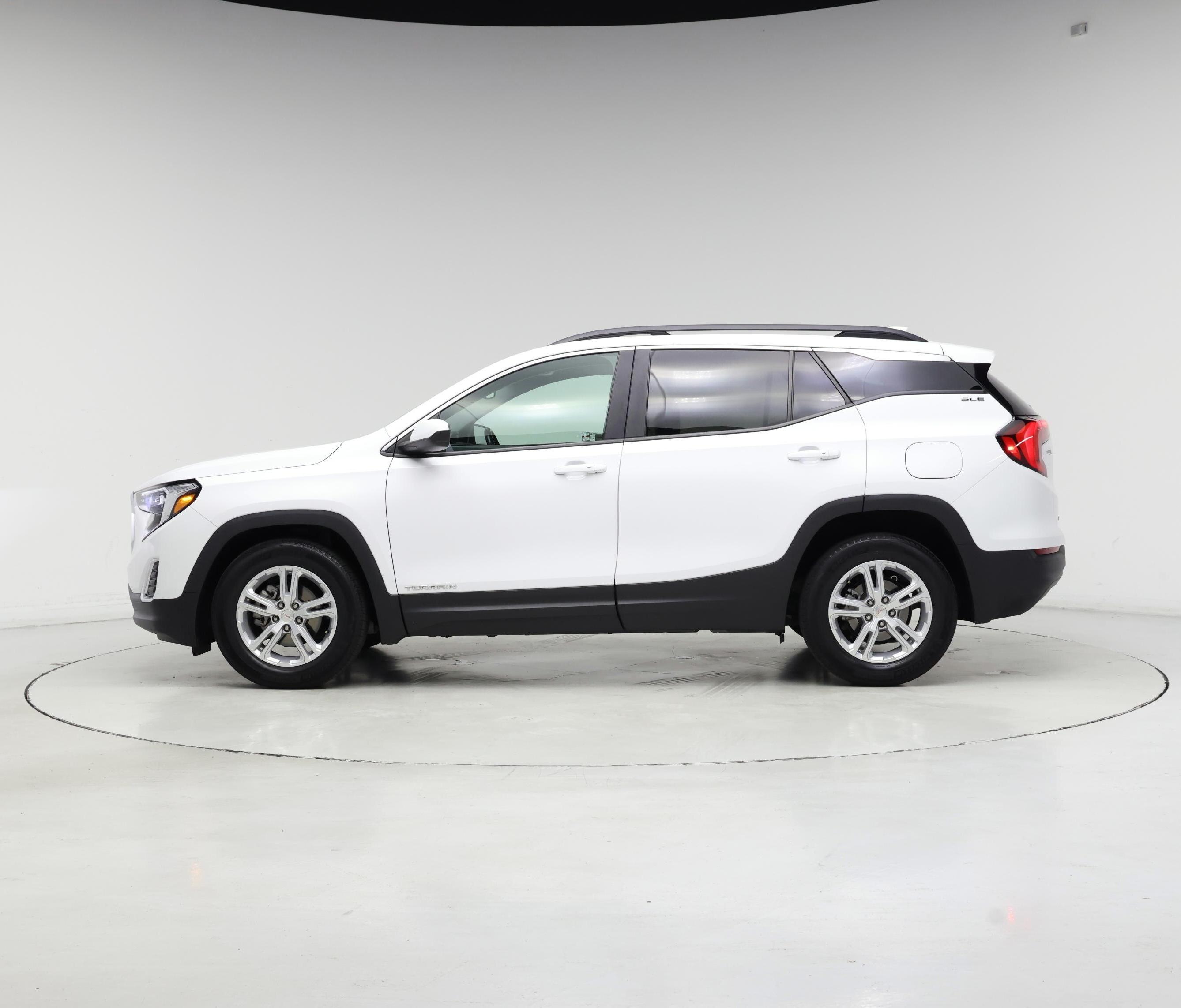 Thumbnail: 2021 GMC Terrain - 3