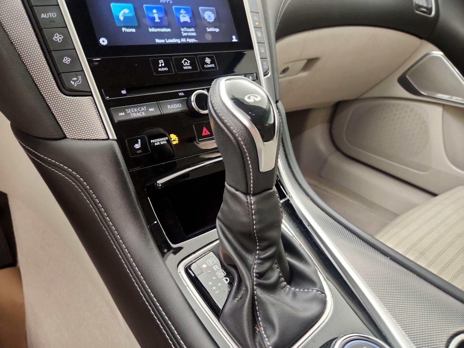Thumbnail: 2019 INFINITI Q50 - 18