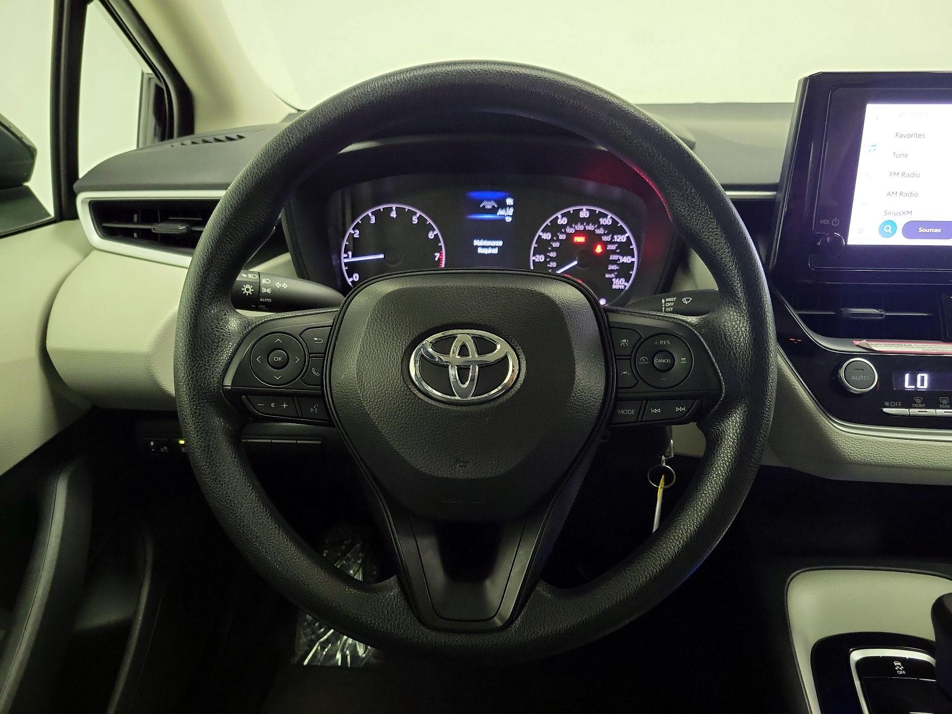 Thumbnail: 2024 Toyota Corolla - 10