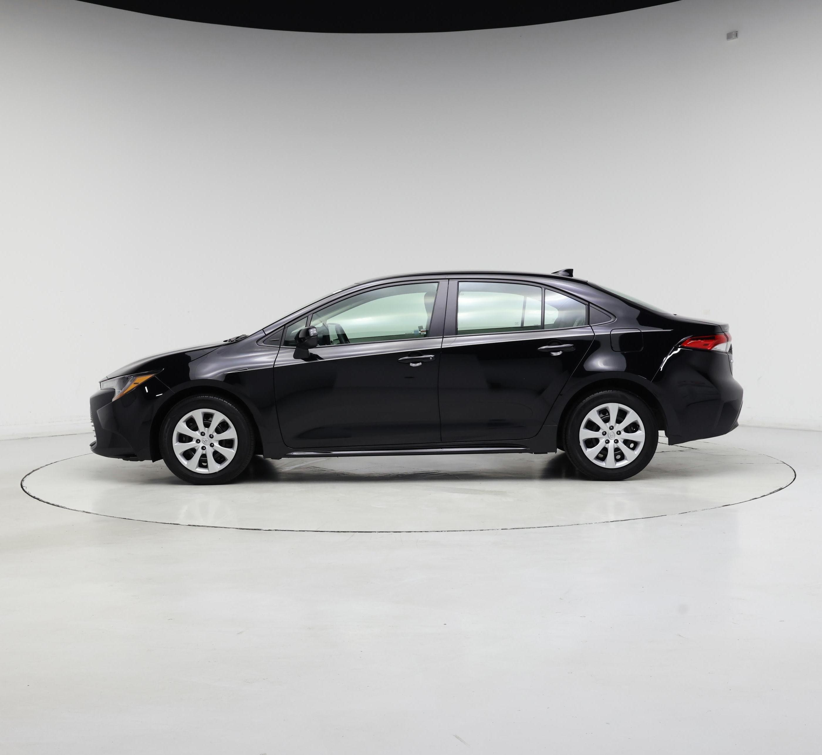 Thumbnail: 2024 Toyota Corolla - 3