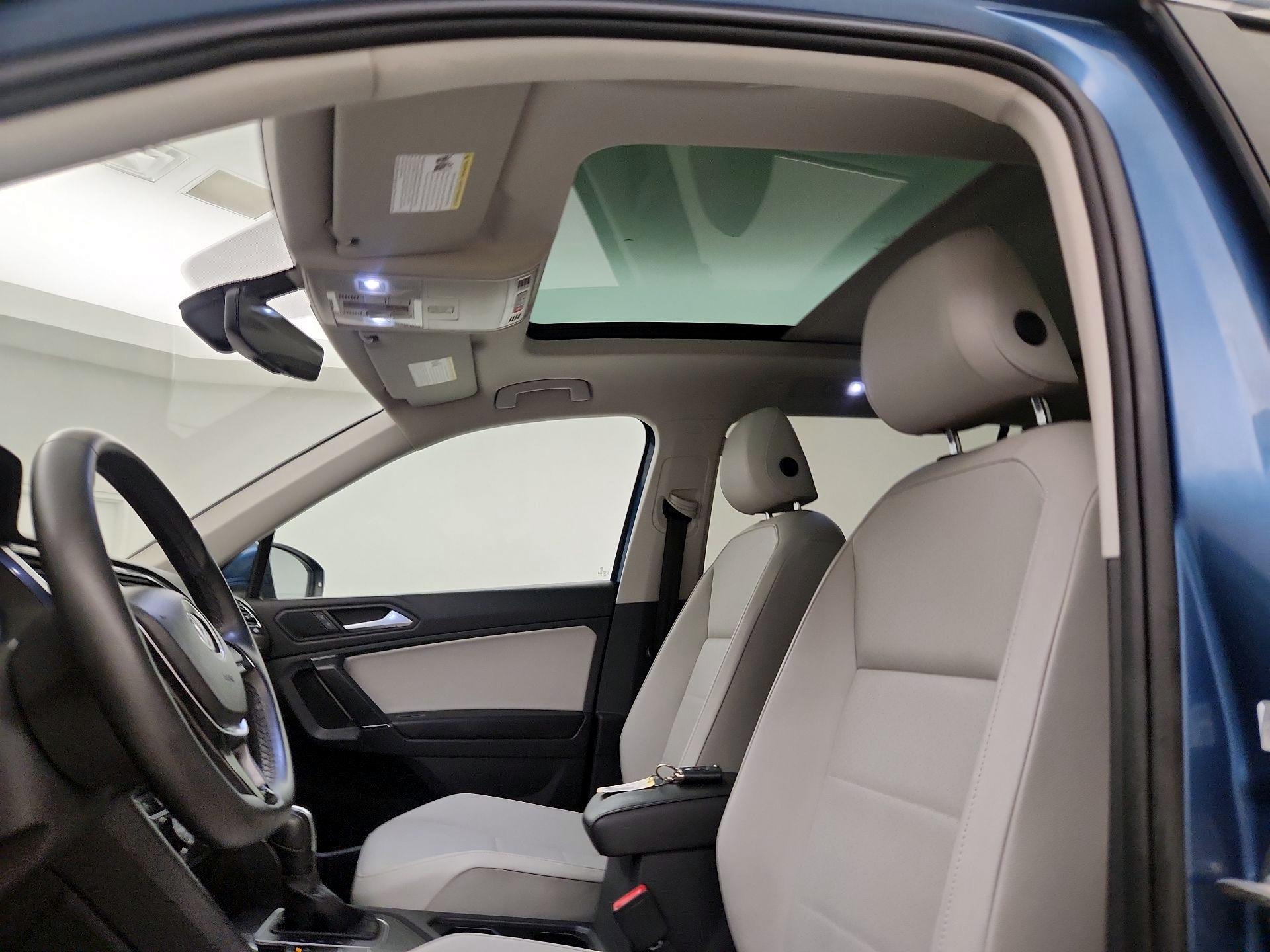 Thumbnail: 2020 Volkswagen Tiguan - 19