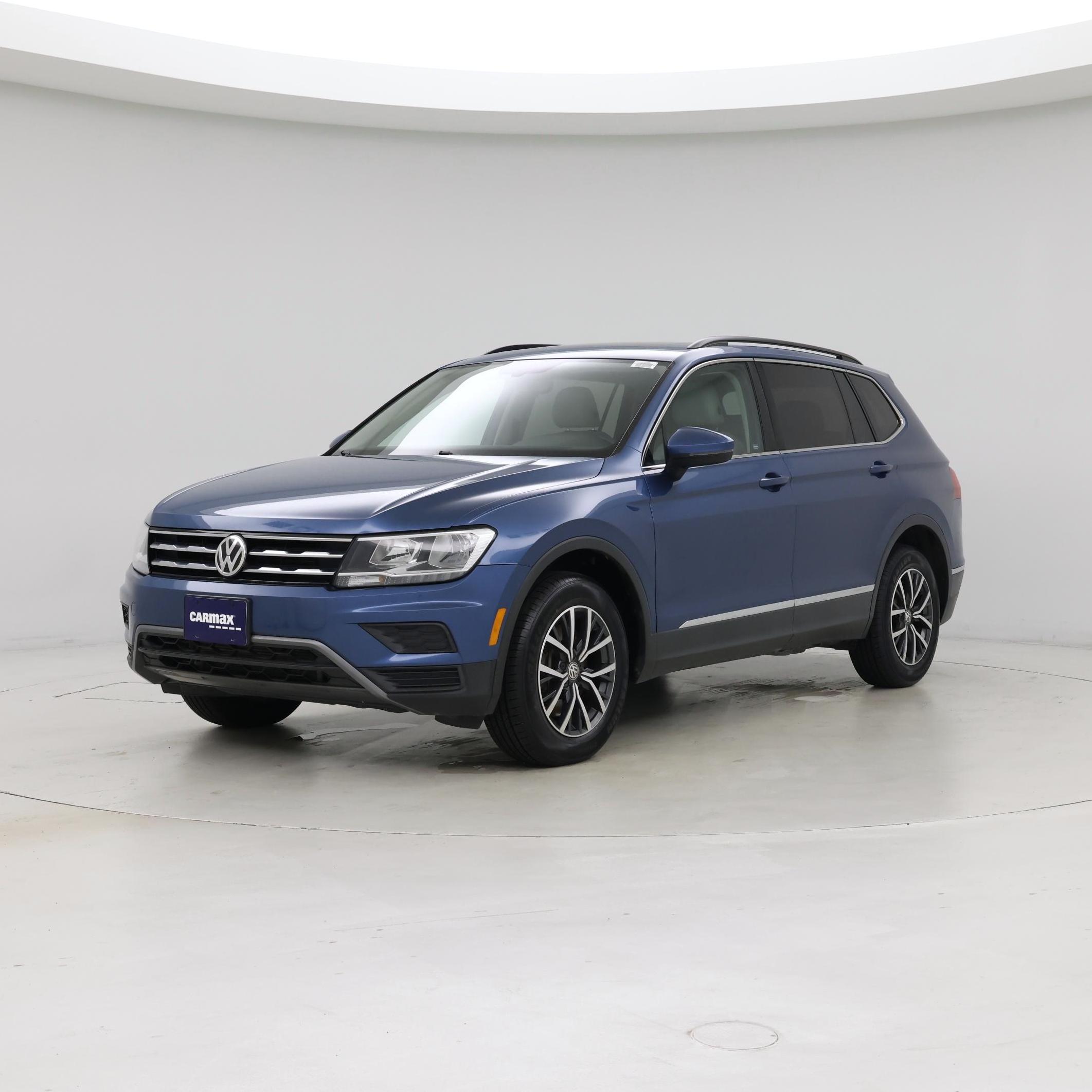 Thumbnail: 2020 Volkswagen Tiguan - 4