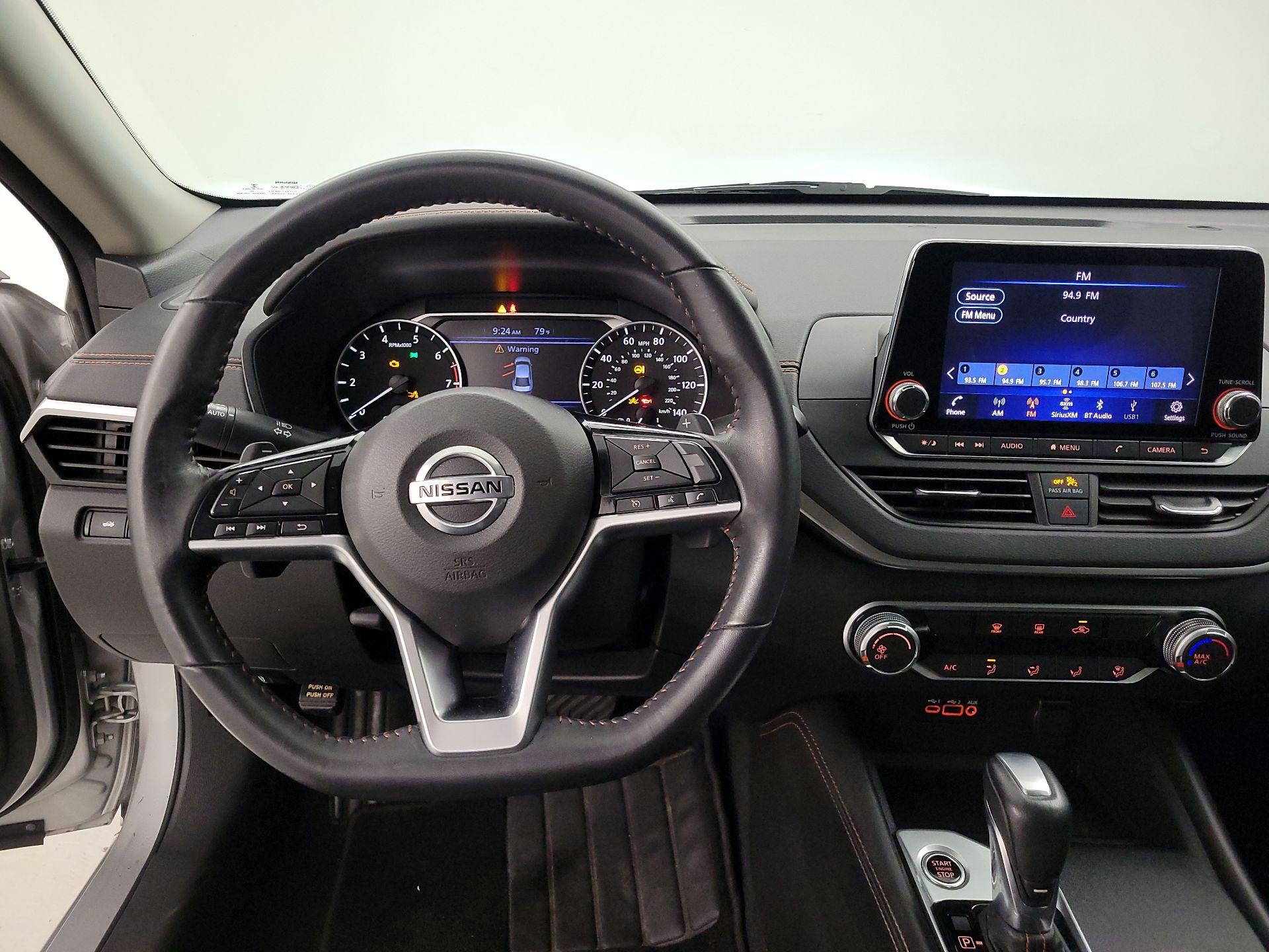 Thumbnail: 2021 Nissan Altima - 10