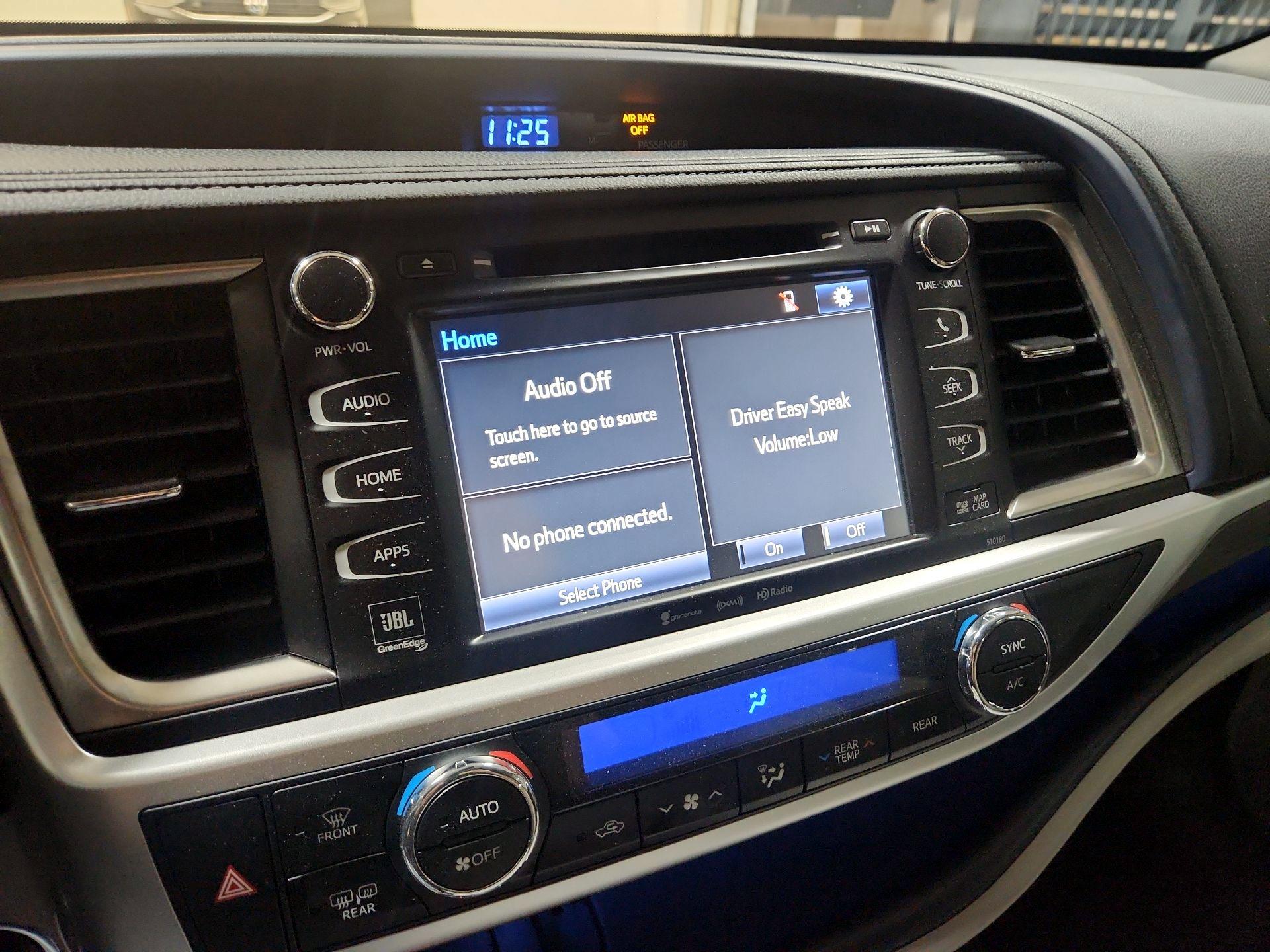 Thumbnail: 2017 Toyota Highlander - 13