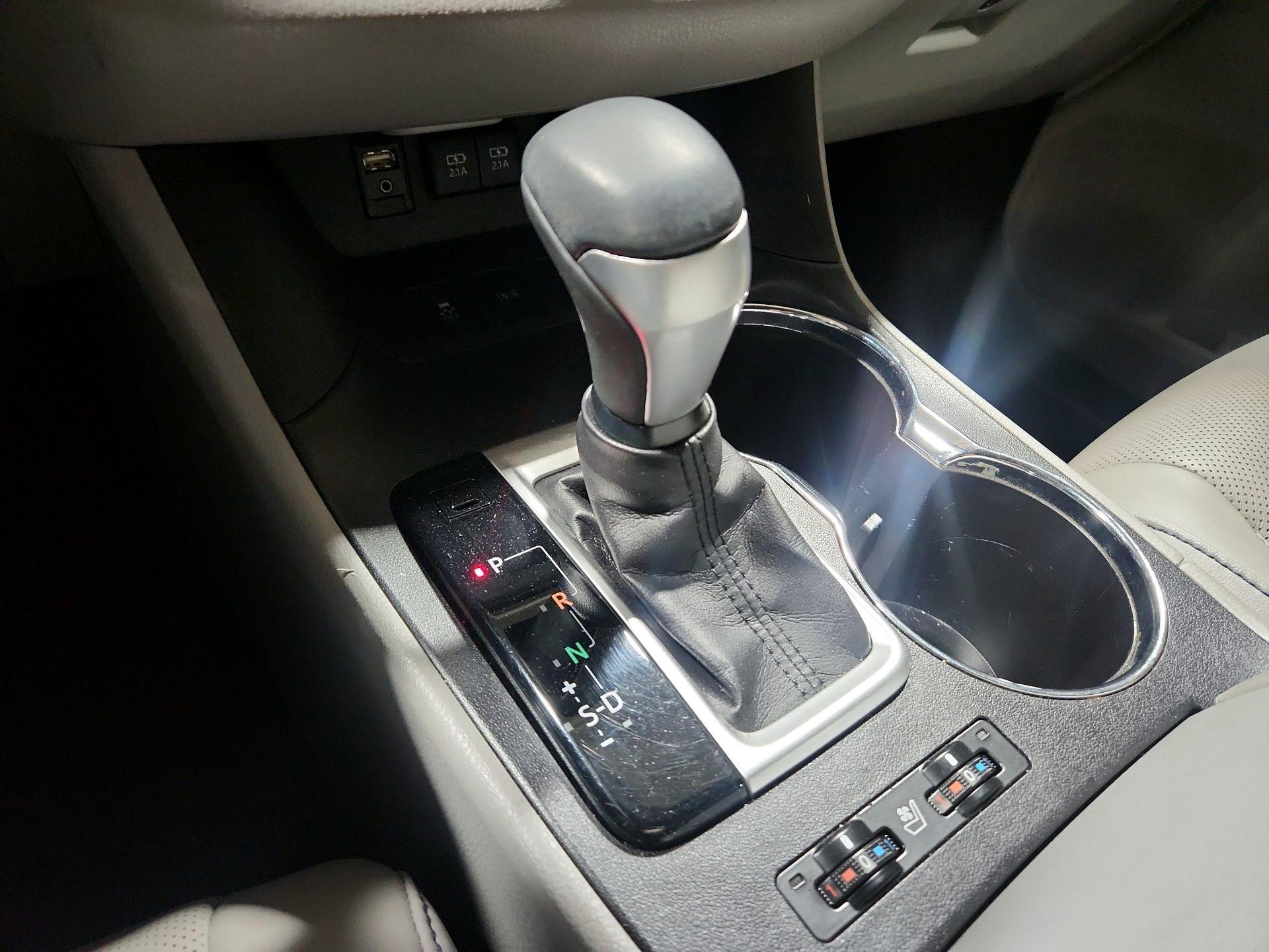 Thumbnail: 2017 Toyota Highlander - 15