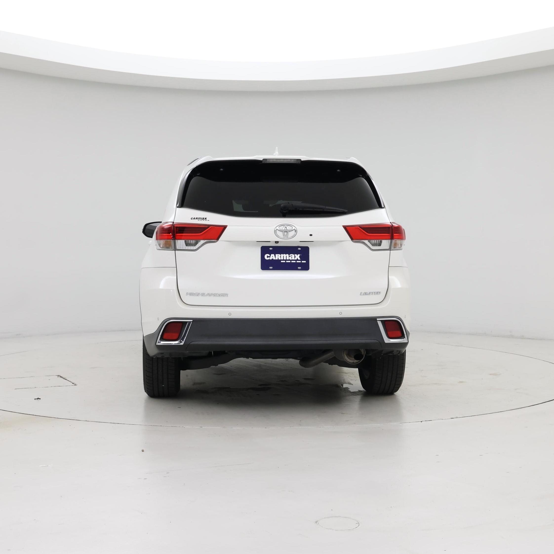 Thumbnail: 2017 Toyota Highlander - 6