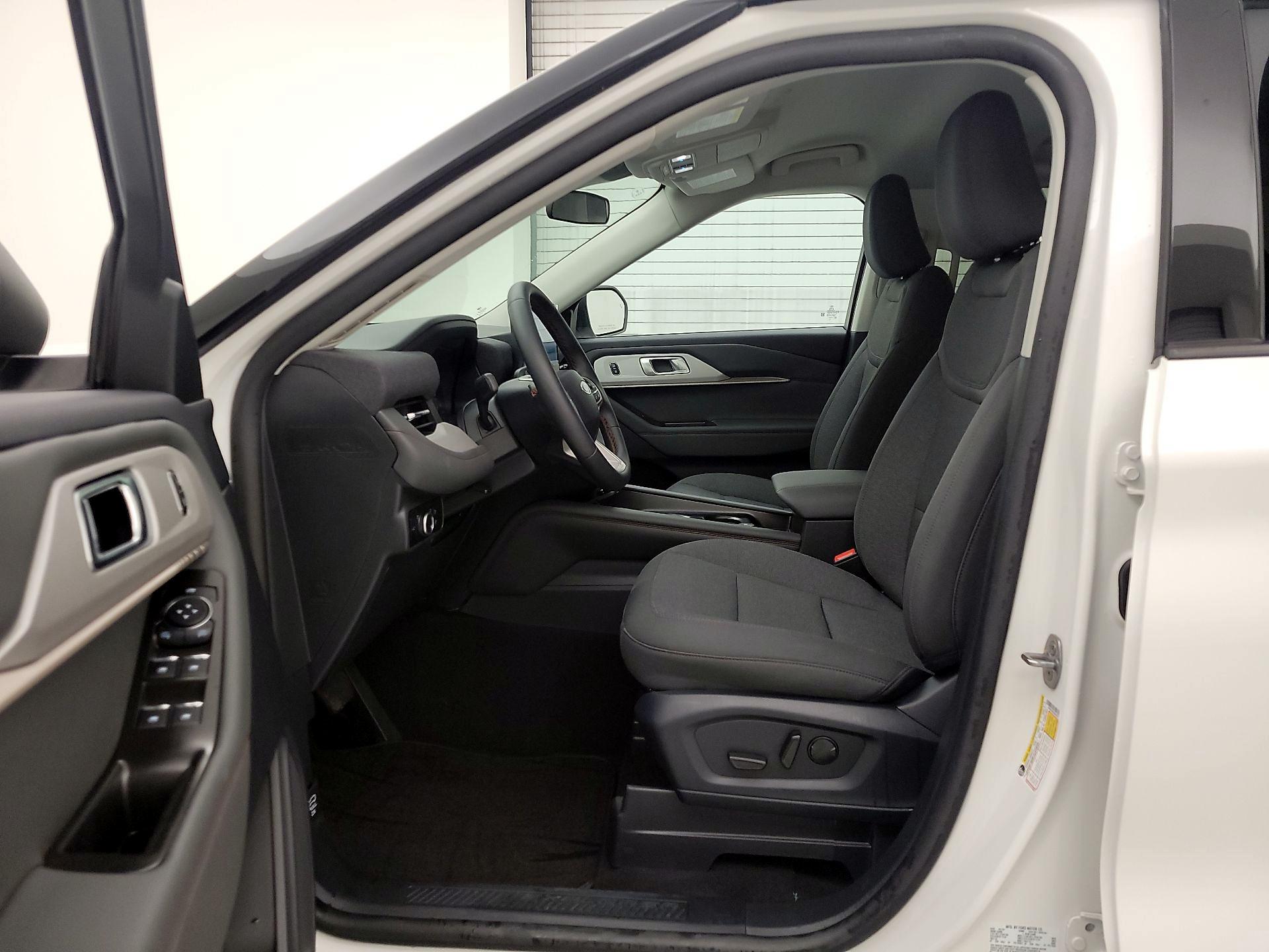 Thumbnail: 2025 Ford Explorer - 11
