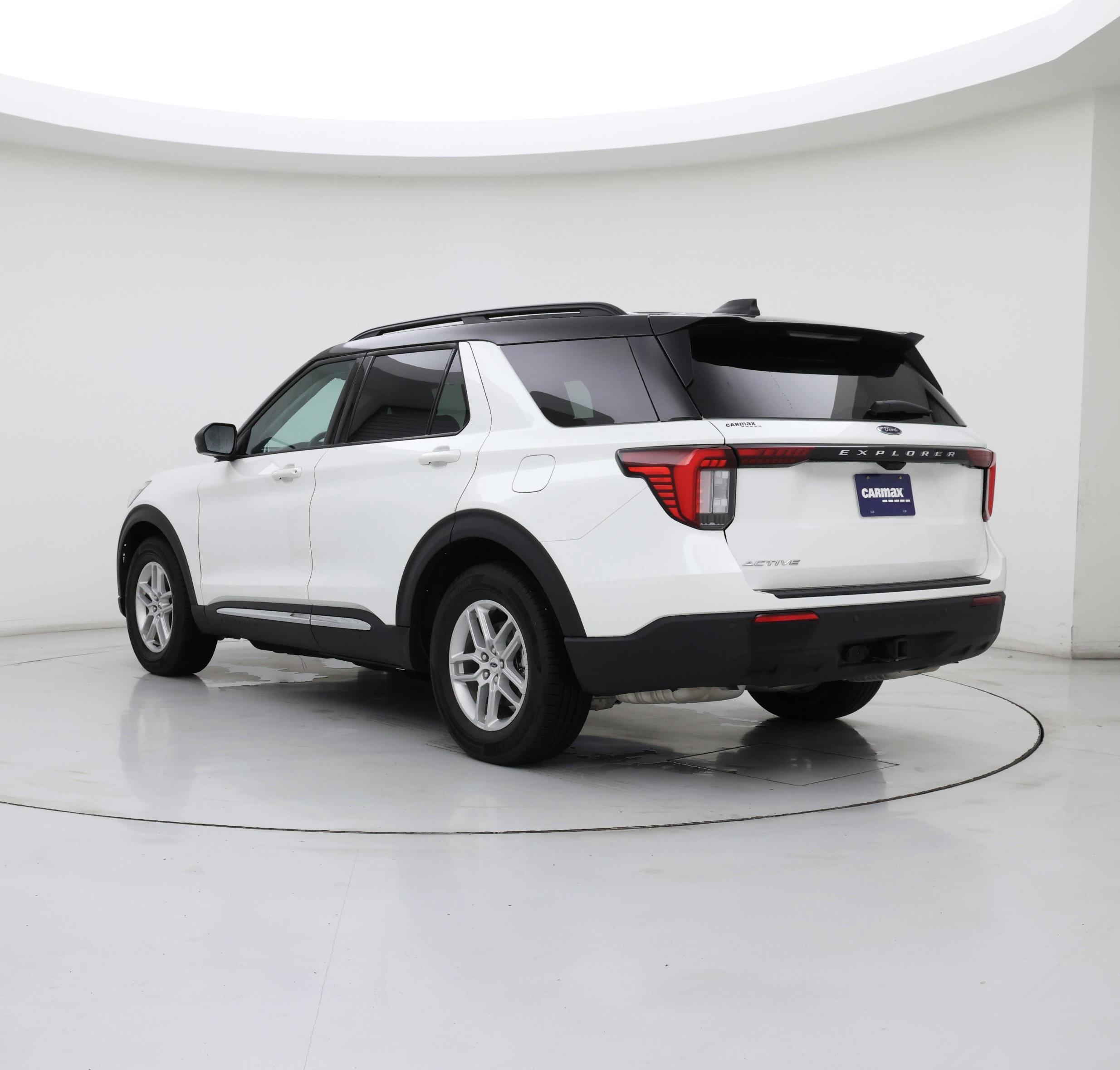 Thumbnail: 2025 Ford Explorer - 2