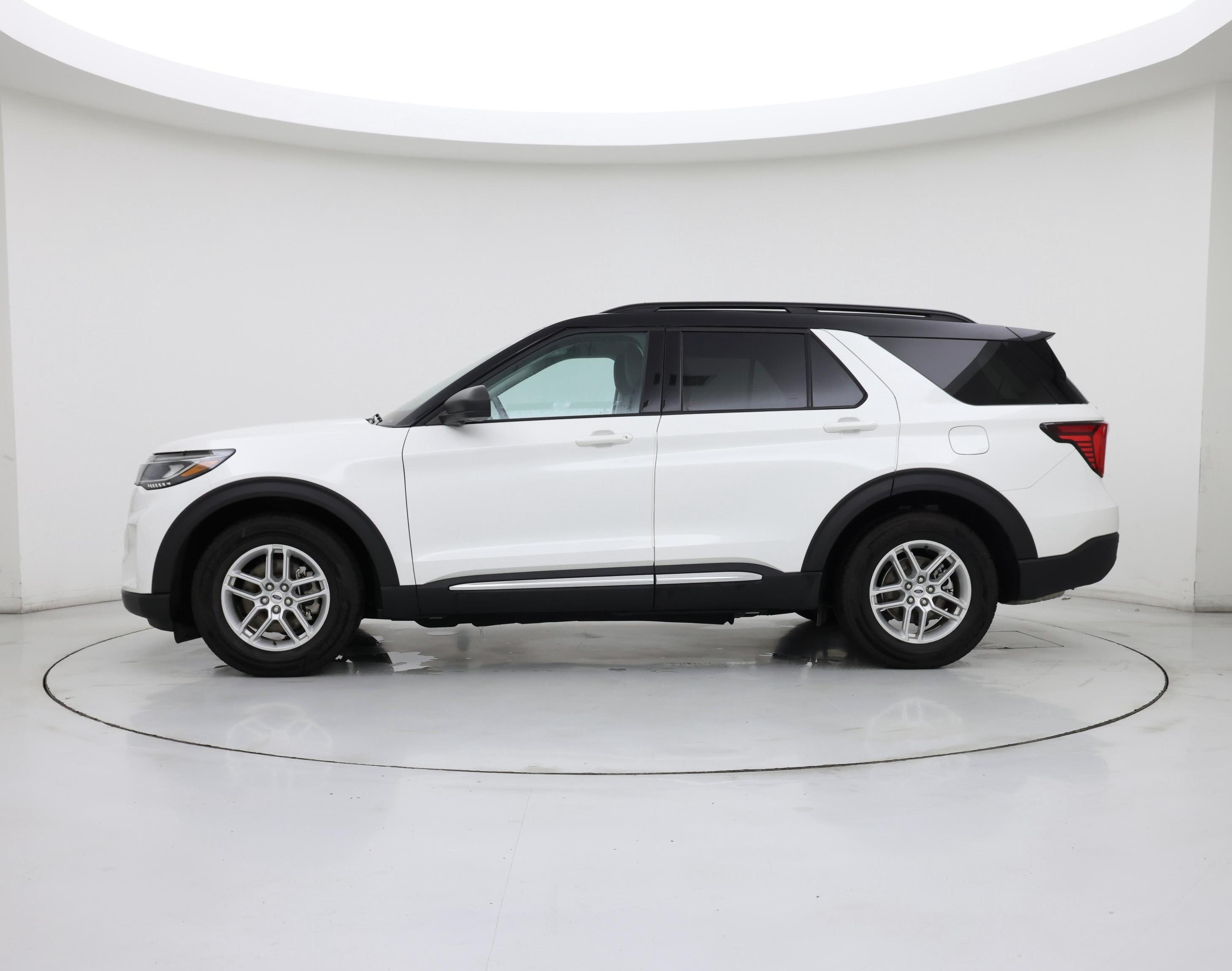 Thumbnail: 2025 Ford Explorer - 3