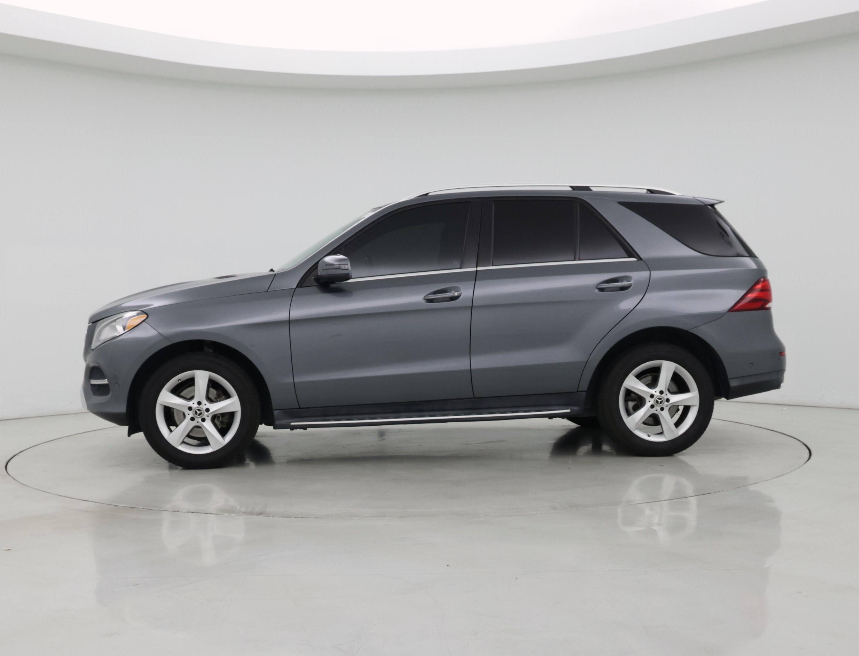 Thumbnail: 2018 Mercedes-Benz GLE - 3