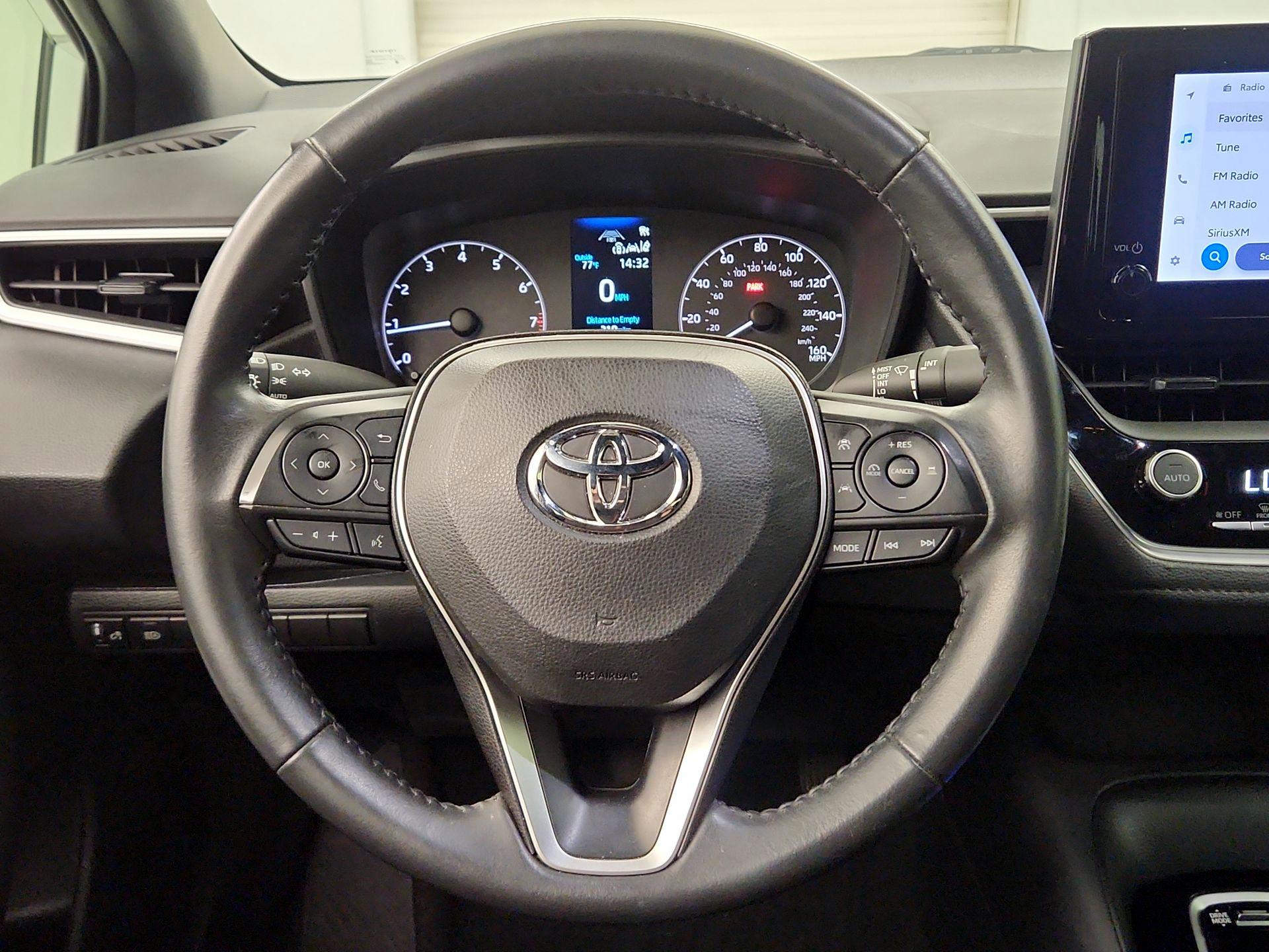 Thumbnail: 2023 Toyota Corolla - 10