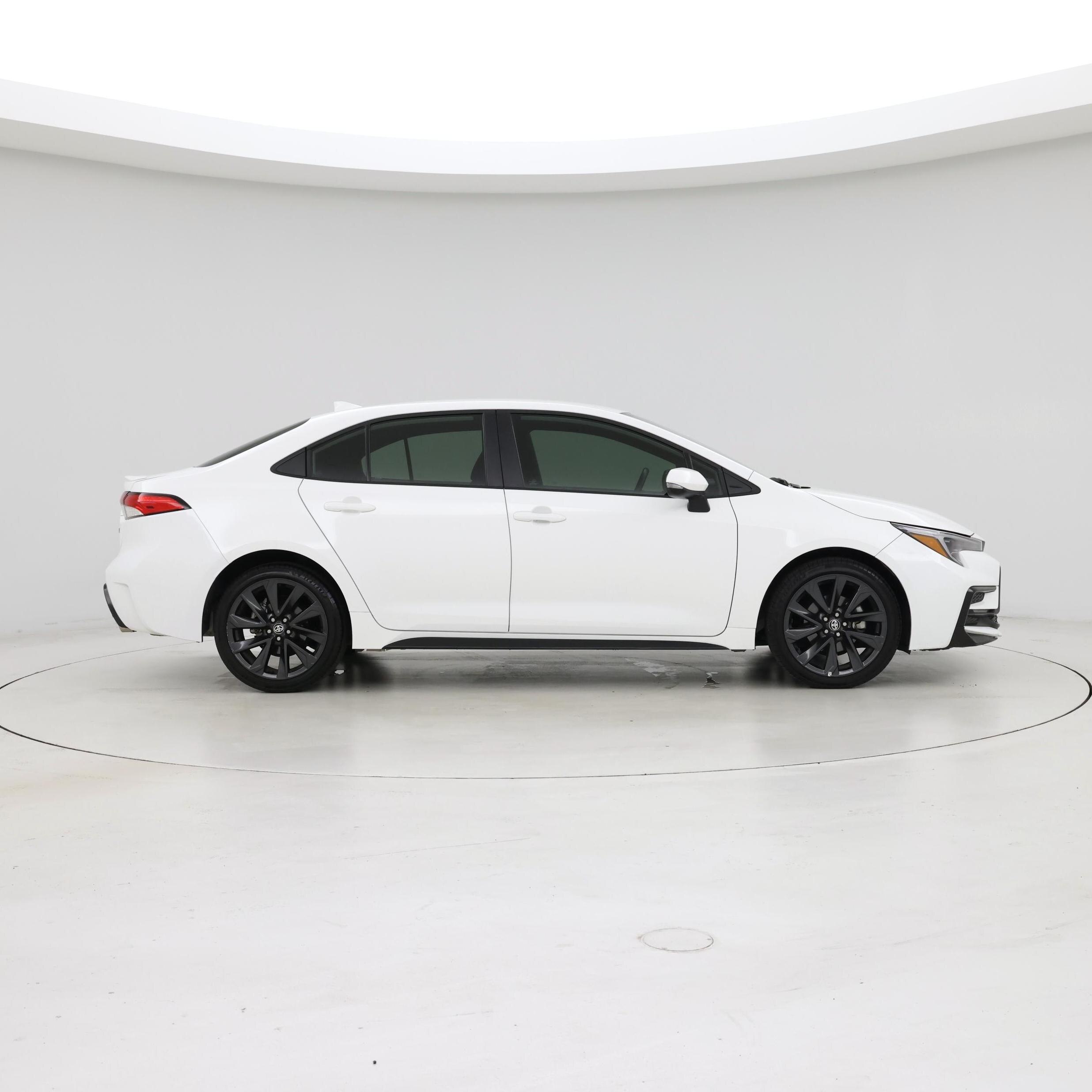 Thumbnail: 2023 Toyota Corolla - 7
