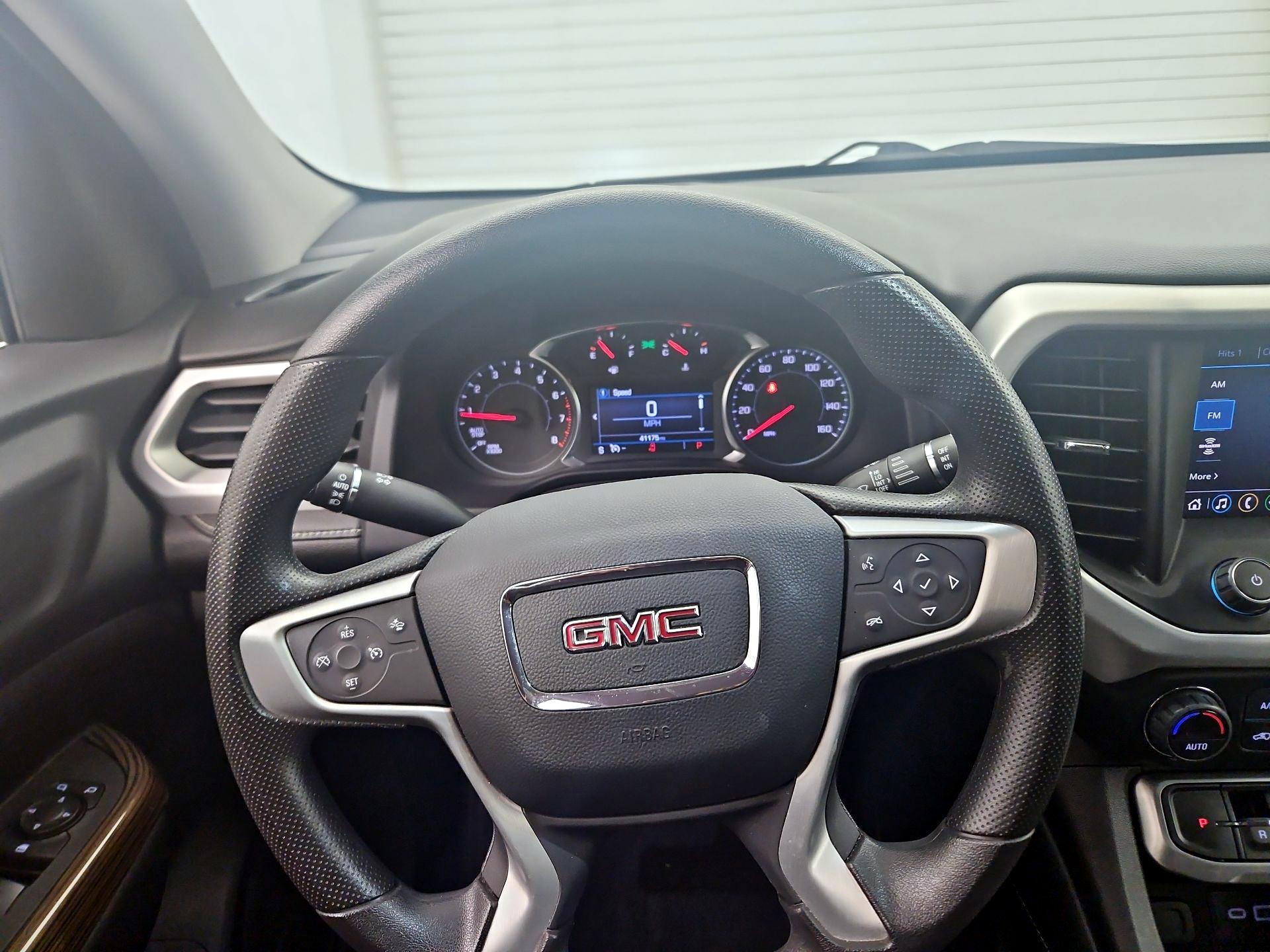 Thumbnail: 2023 GMC Acadia - 10