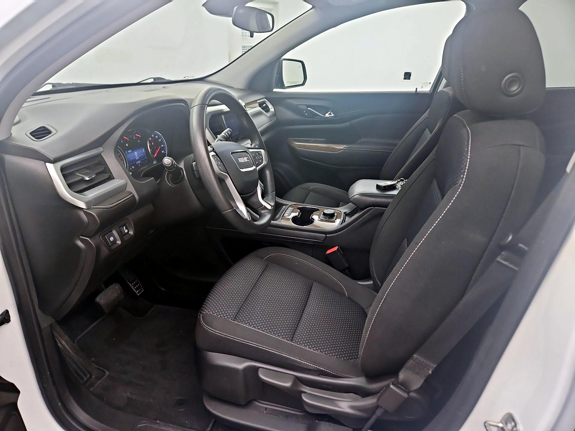 Thumbnail: 2023 GMC Acadia - 11