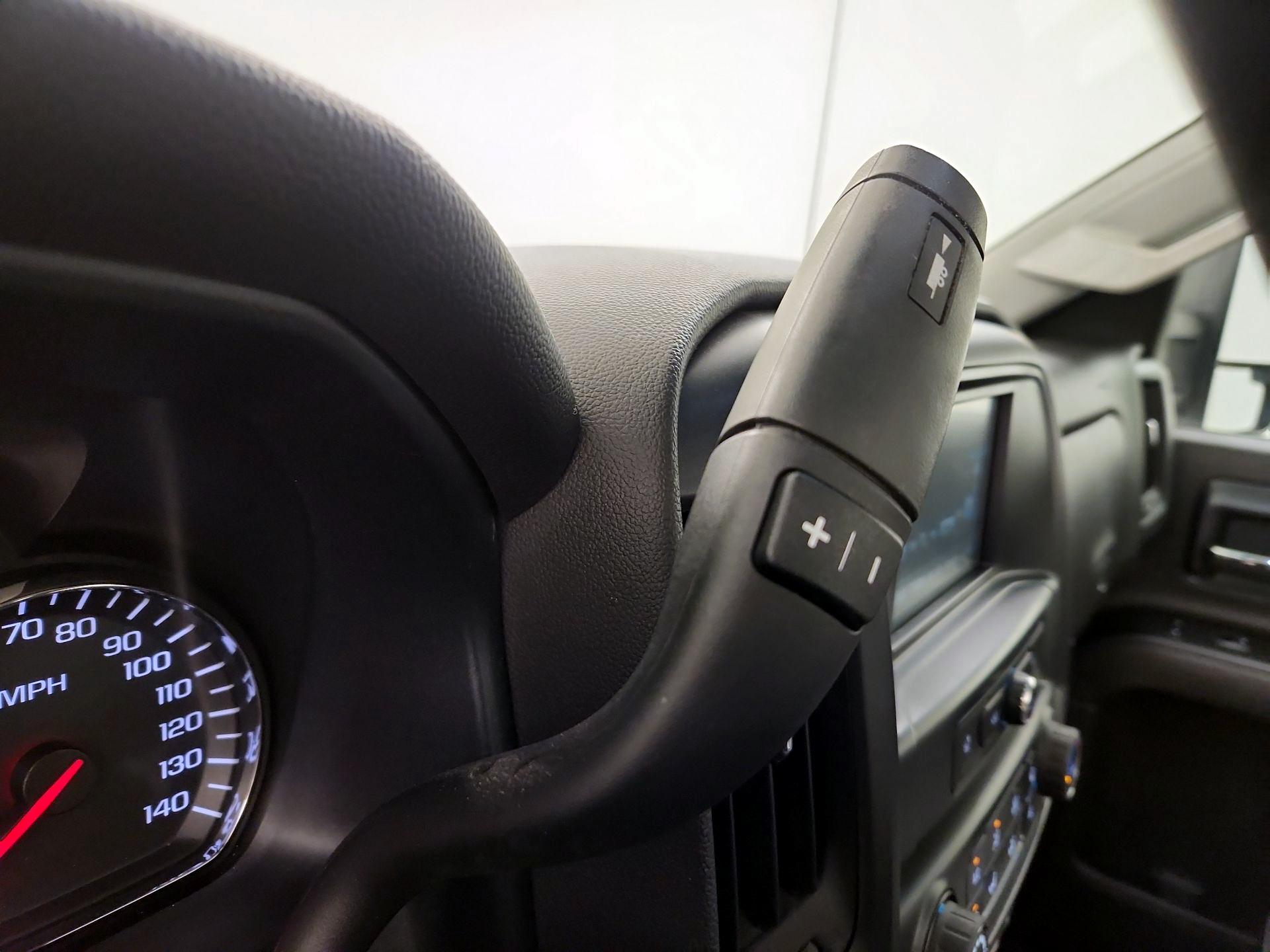 Thumbnail: 2016 Chevrolet Silverado 1500 - 16