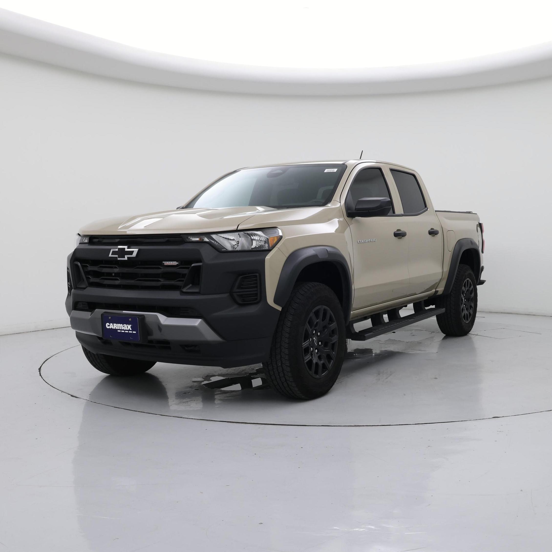 Thumbnail: 2024 Chevrolet Colorado - 4