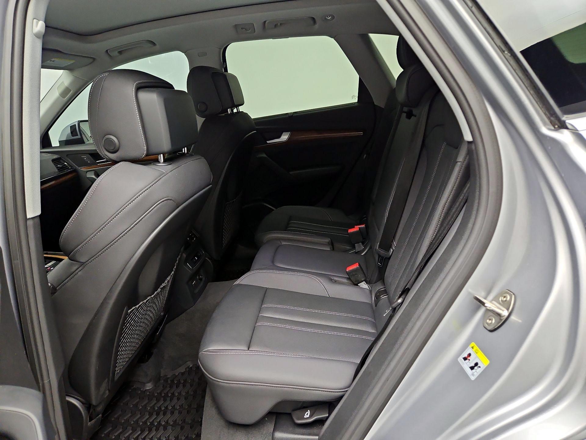 Thumbnail: 2022 Audi Q5 - 19