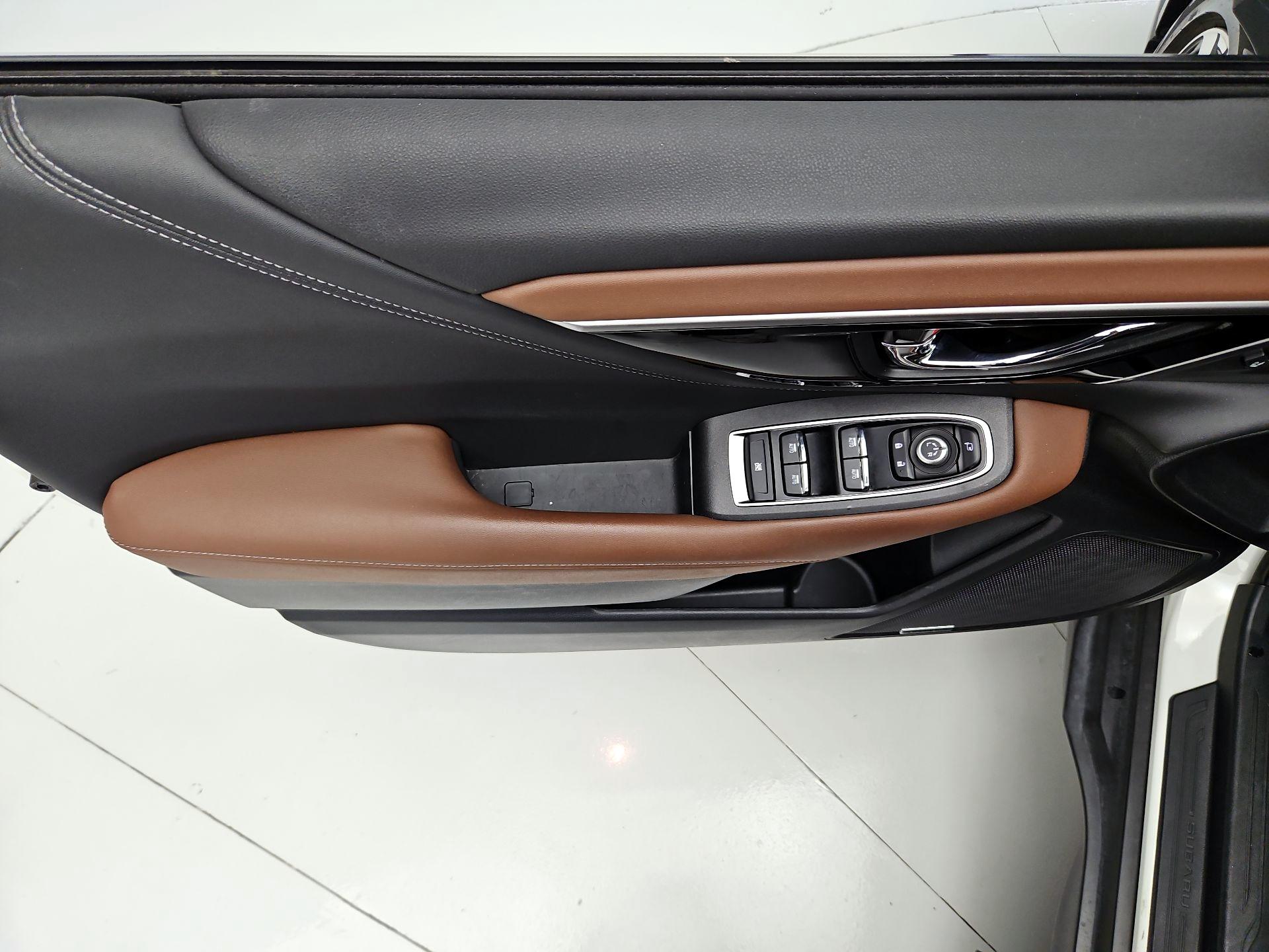 Thumbnail: 2022 Subaru Outback - 12