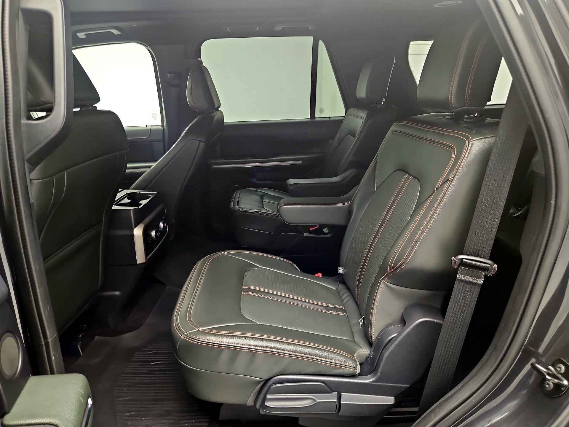 Thumbnail: 2022 Ford Expedition - 18