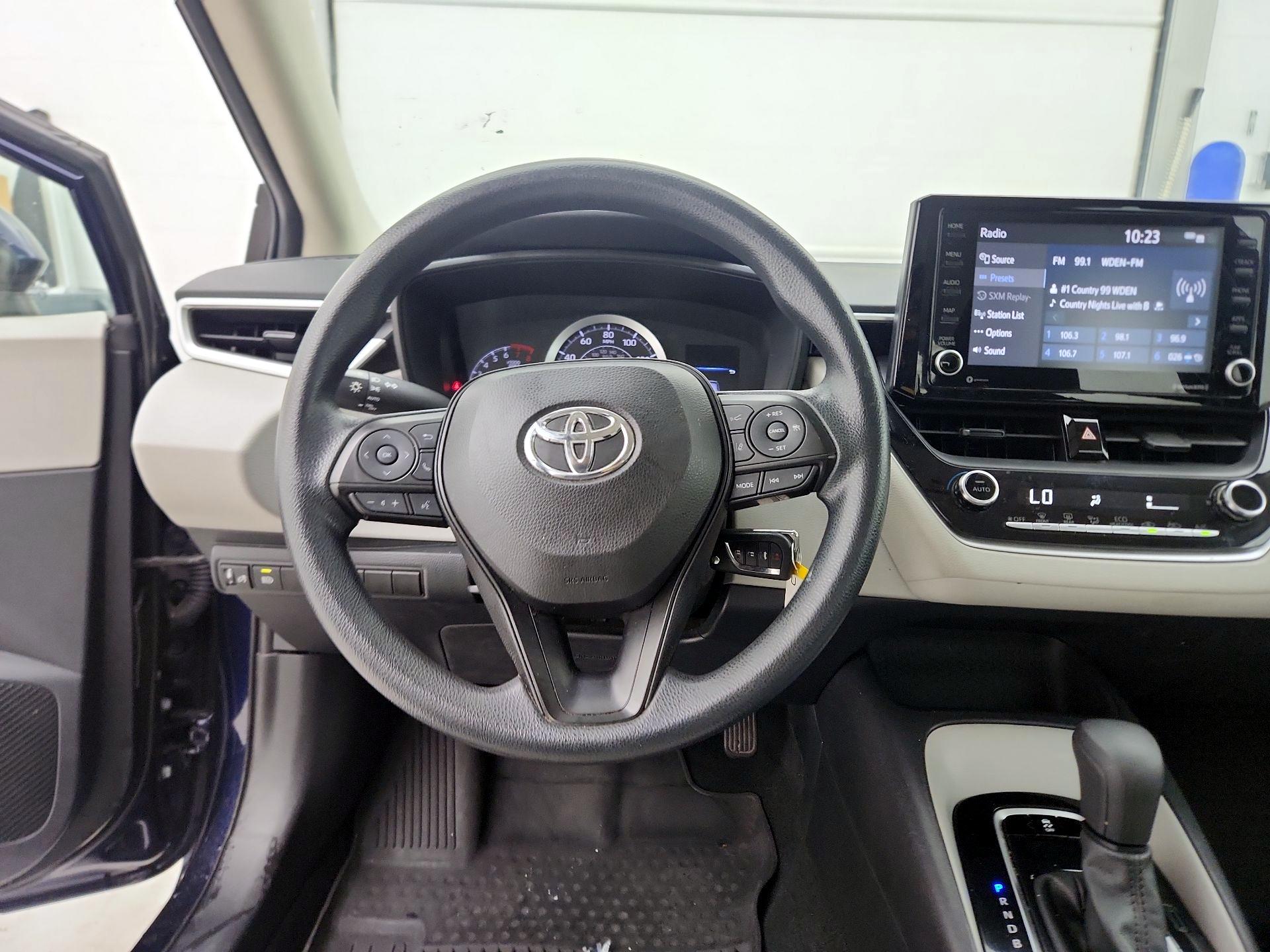 Thumbnail: 2022 Toyota Corolla - 10