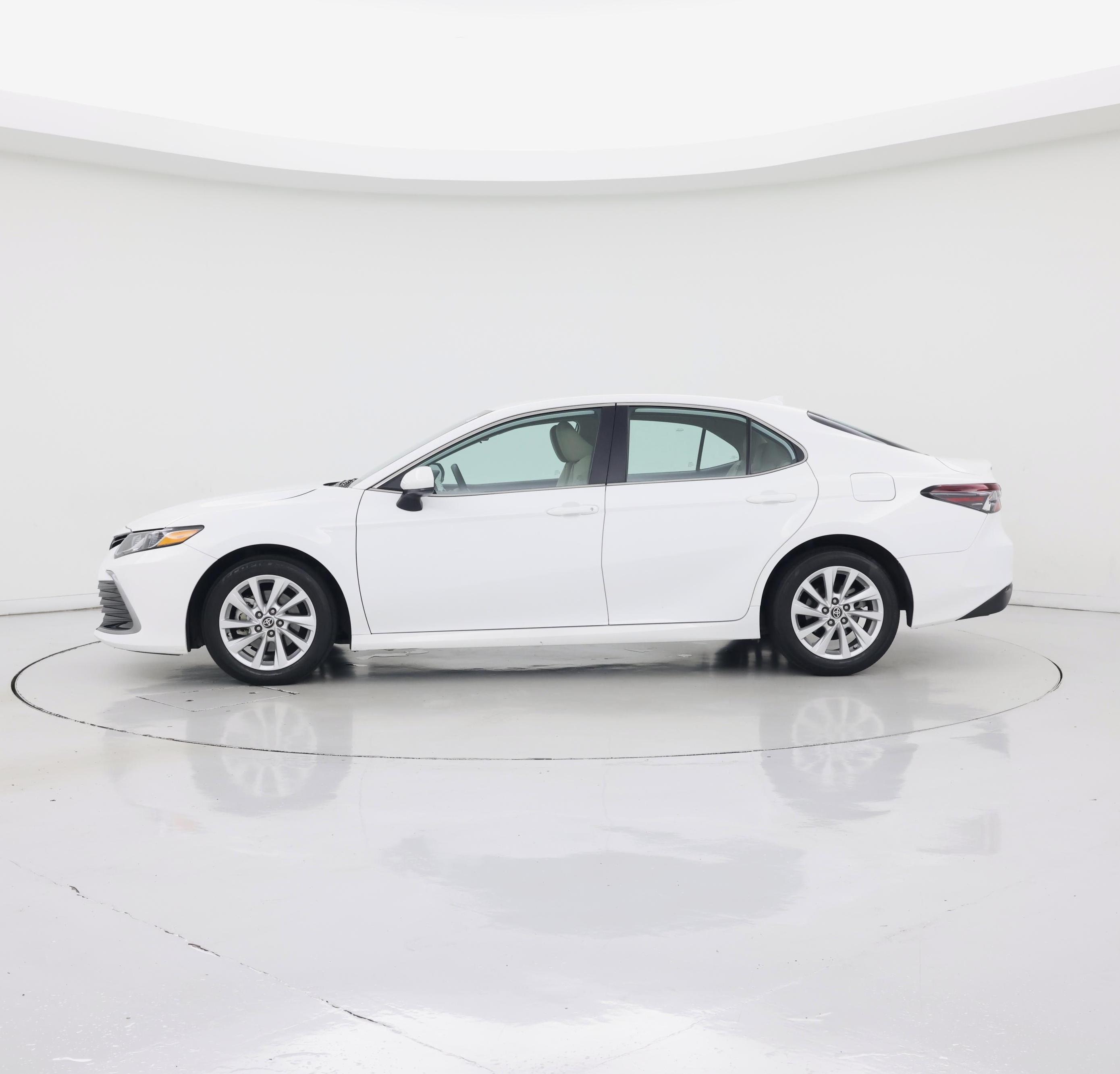 Thumbnail: 2024 Toyota Camry - 3