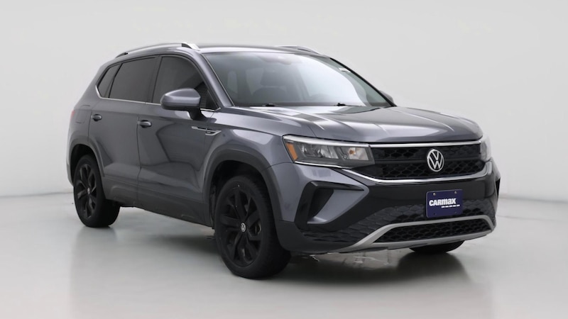 2022 Volkswagen Taos SE Hero Image