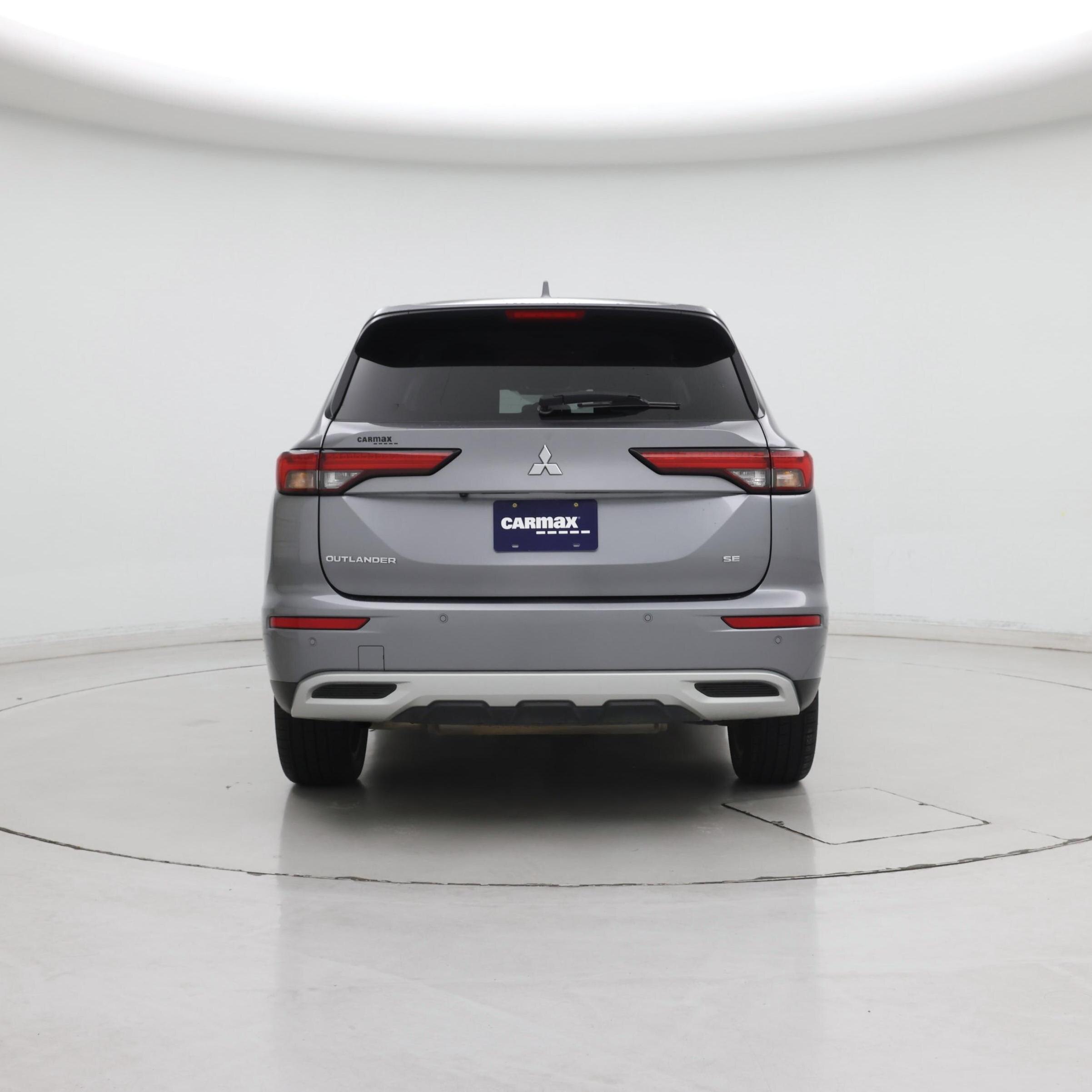 Thumbnail: 2023 Mitsubishi Outlander - 6