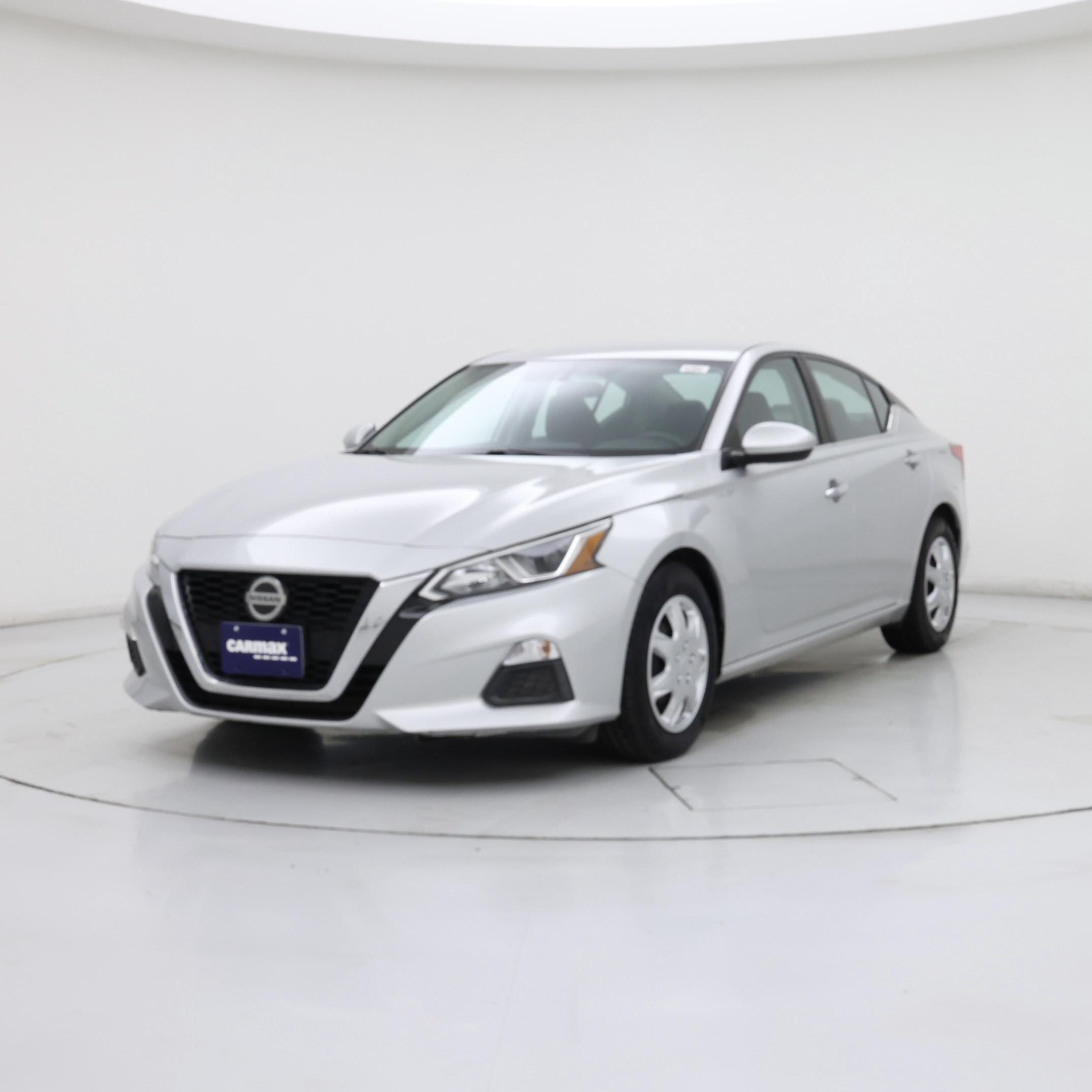 Thumbnail: 2020 Nissan Altima - 4