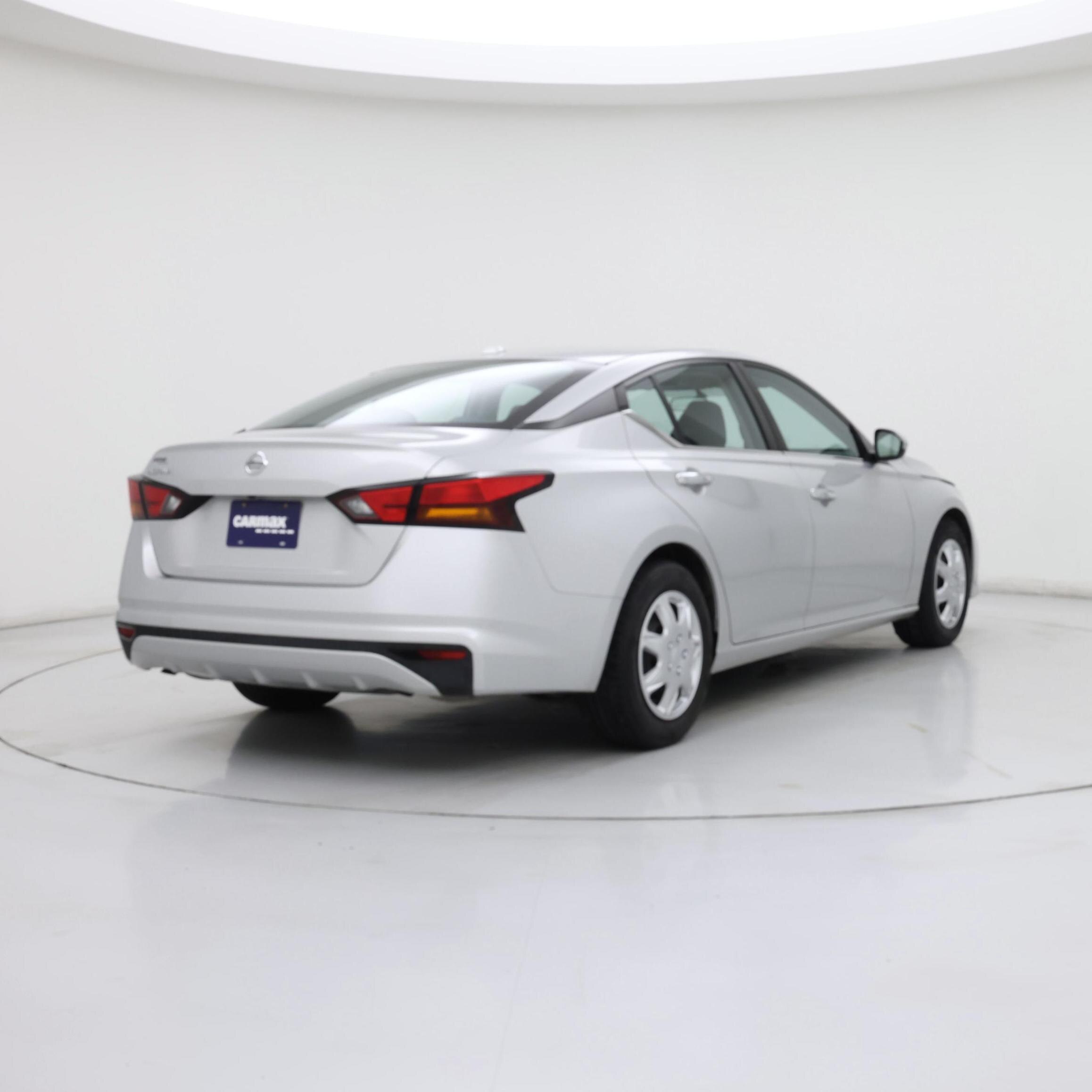 Thumbnail: 2020 Nissan Altima - 8
