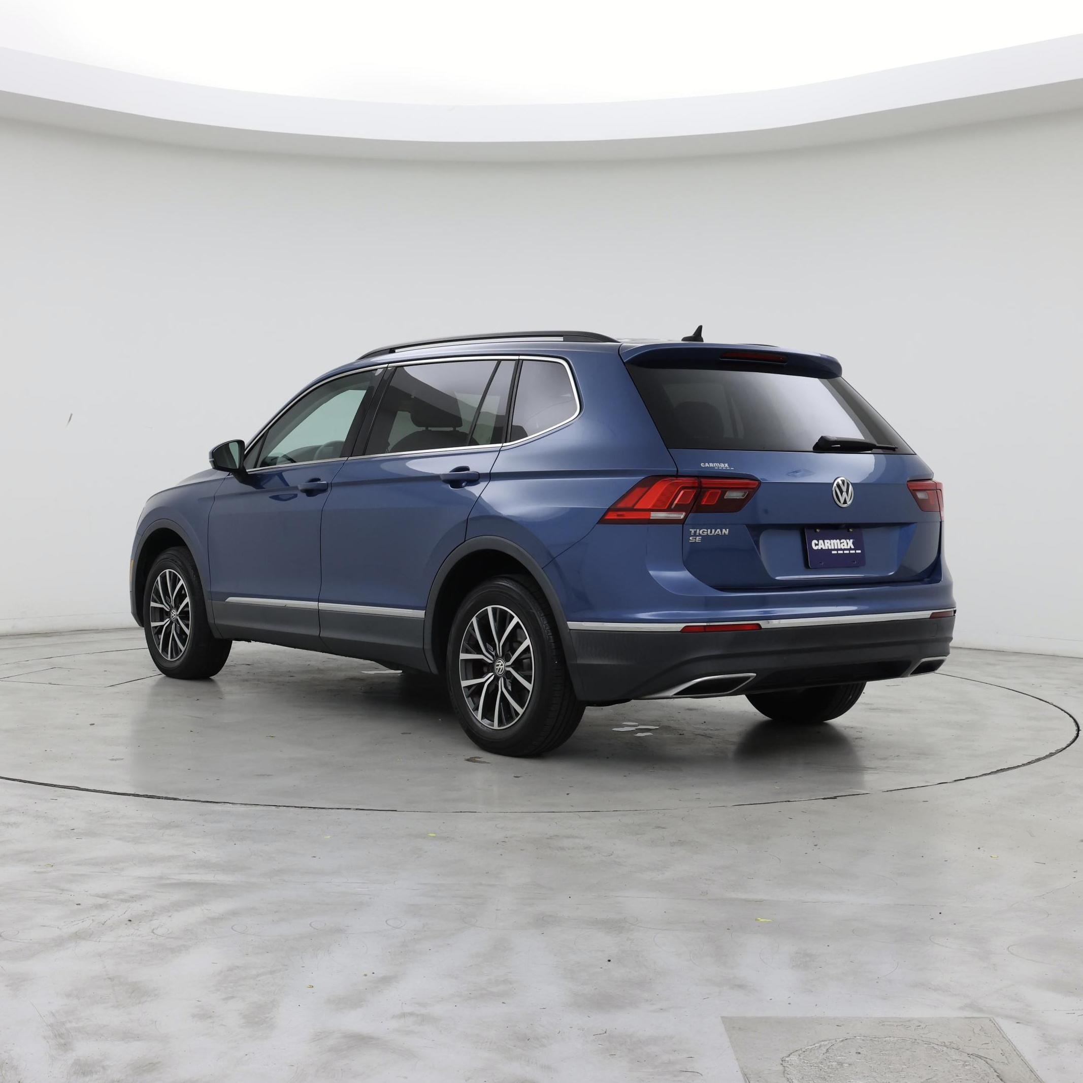 Thumbnail: 2020 Volkswagen Tiguan - 2