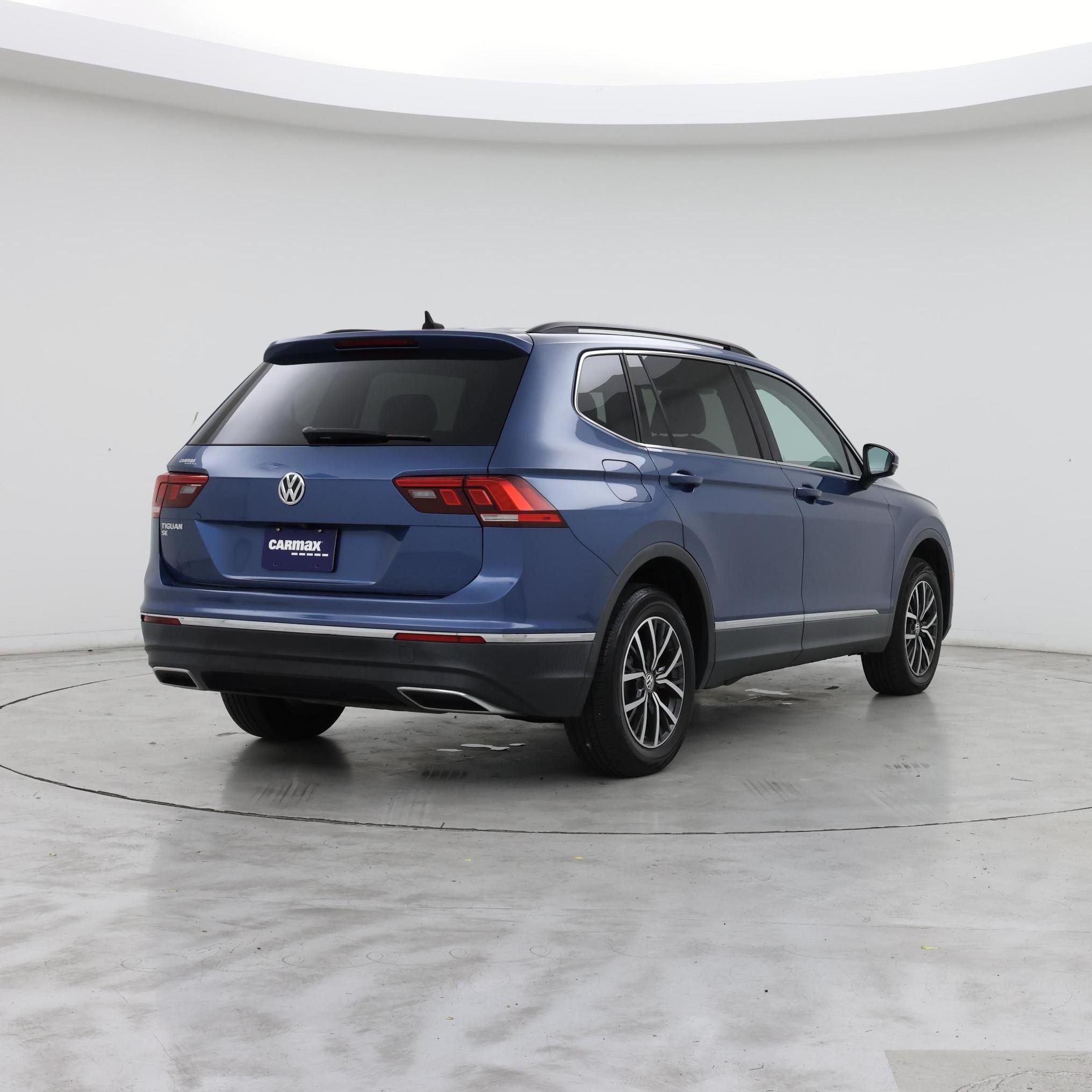 Thumbnail: 2020 Volkswagen Tiguan - 8