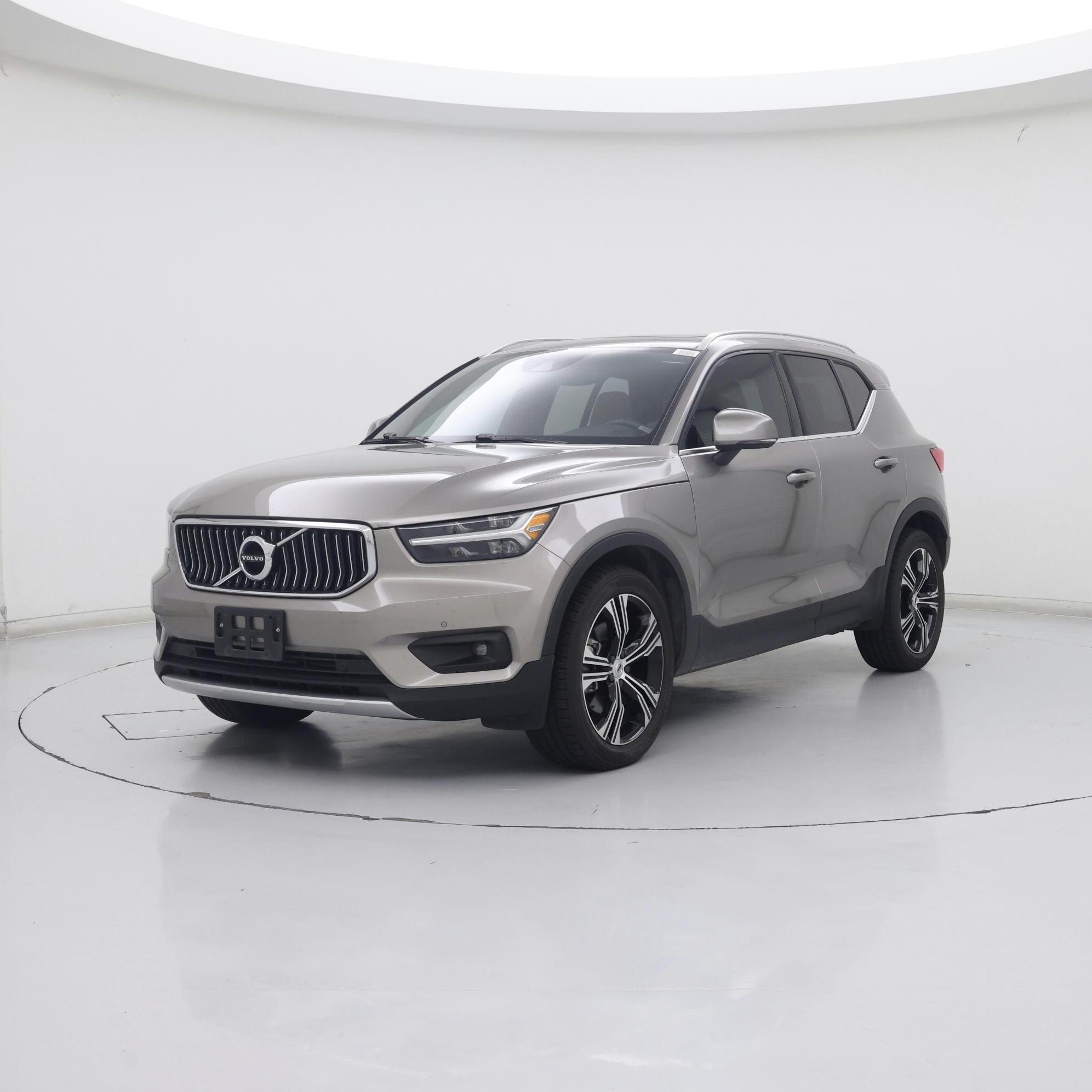 Thumbnail: 2020 Volvo XC40 - 4