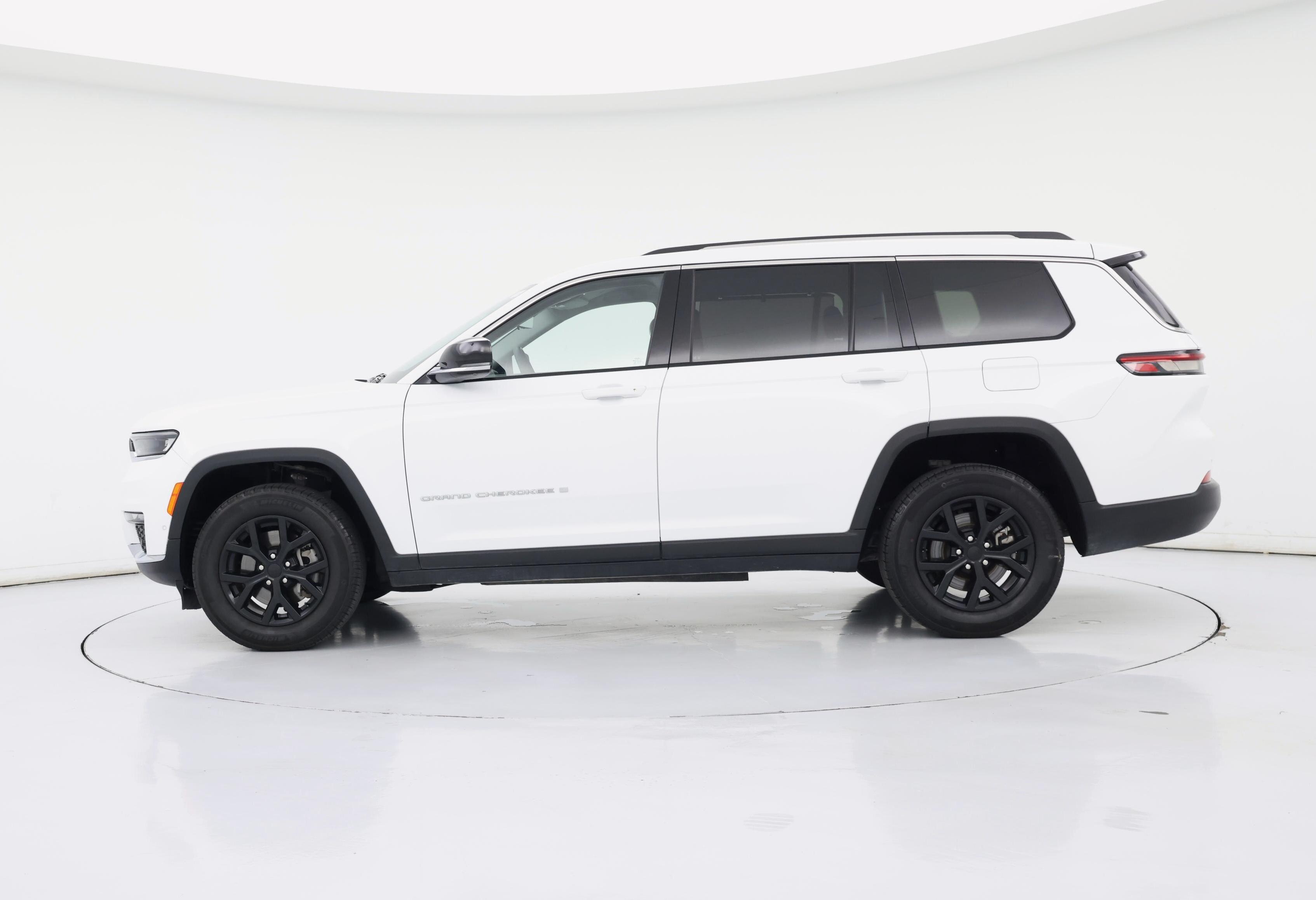 Thumbnail: 2023 Jeep Grand Cherokee L - 3