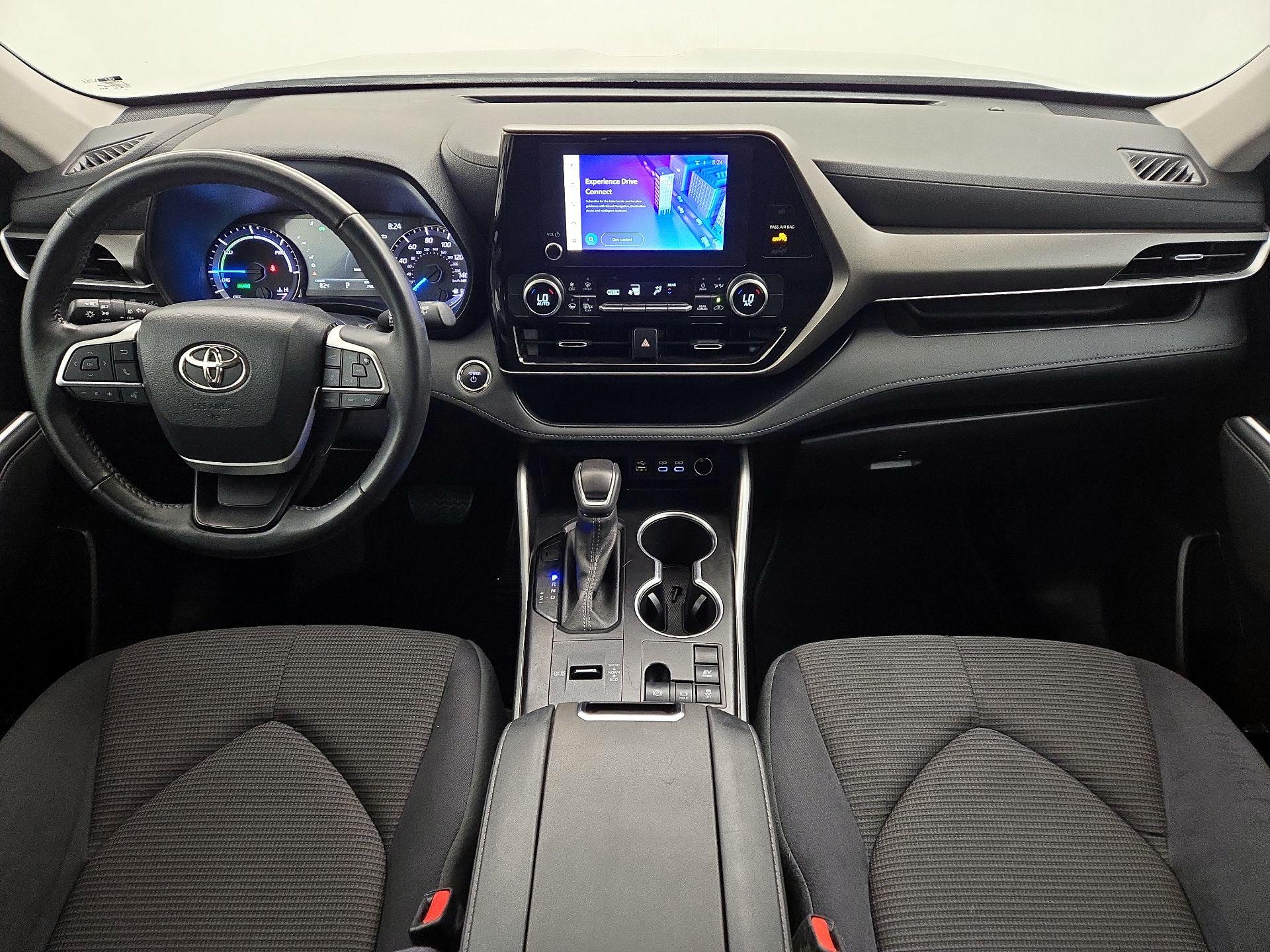 Thumbnail: 2023 Toyota Highlander - 9