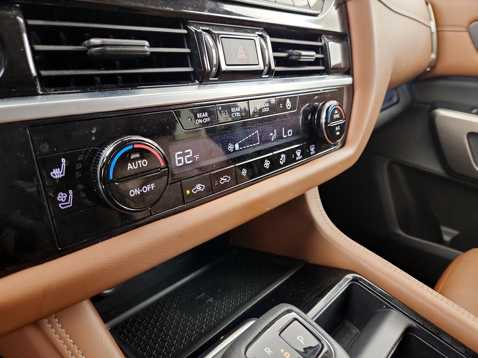 Thumbnail: 2023 Nissan Pathfinder - 17