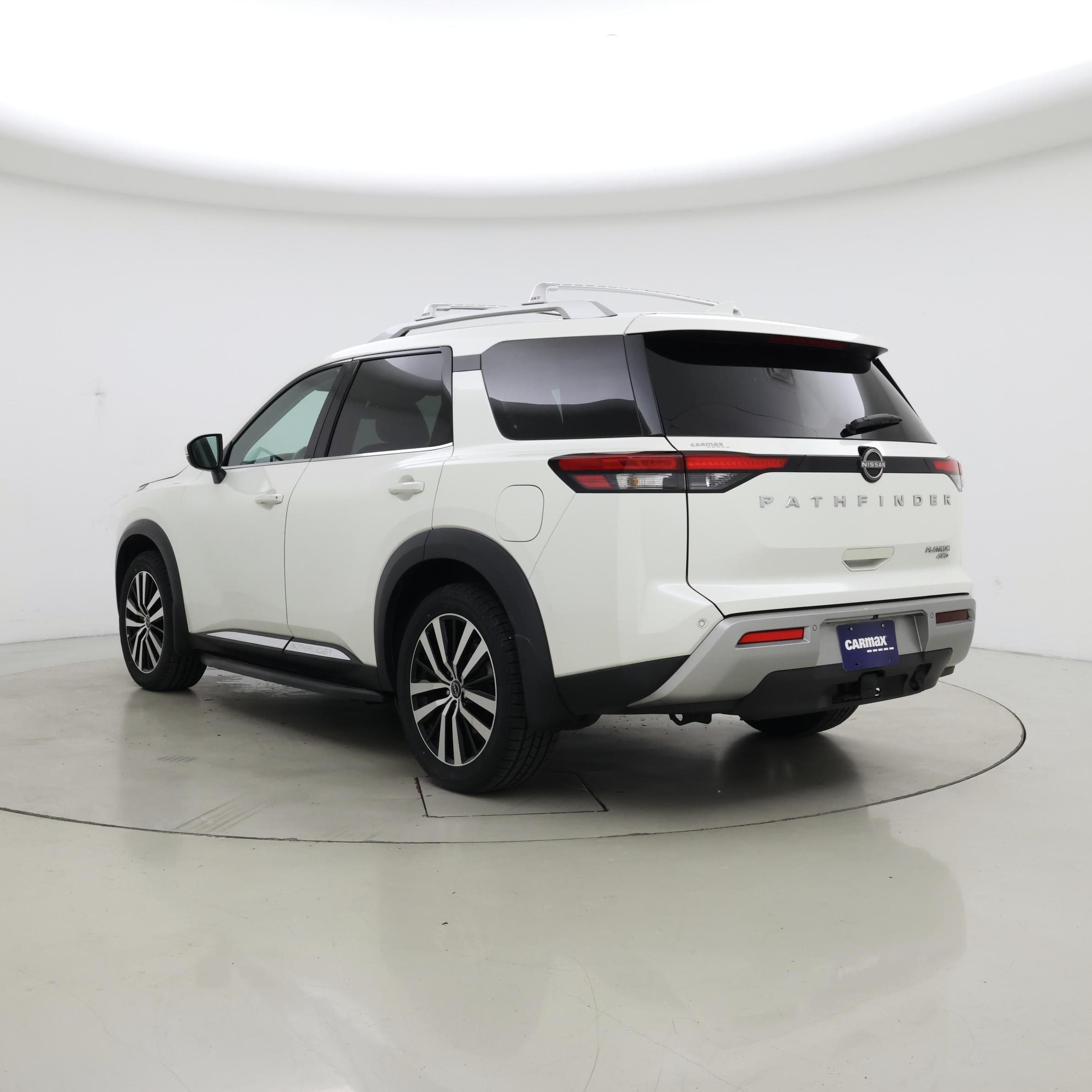 Thumbnail: 2023 Nissan Pathfinder - 2
