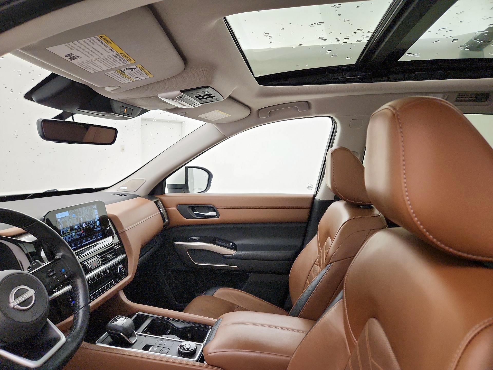 Thumbnail: 2023 Nissan Pathfinder - 20