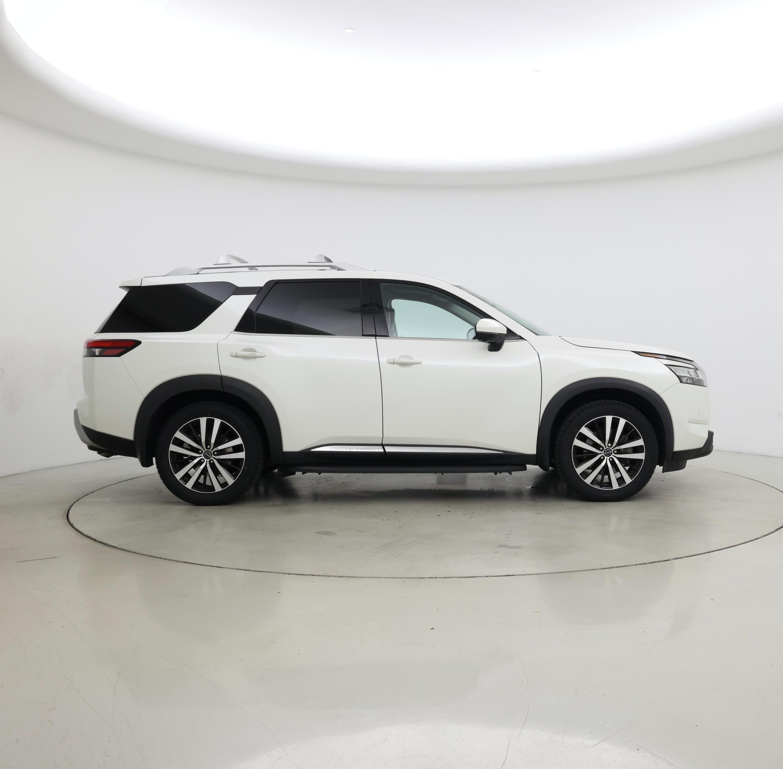 Thumbnail: 2023 Nissan Pathfinder - 7
