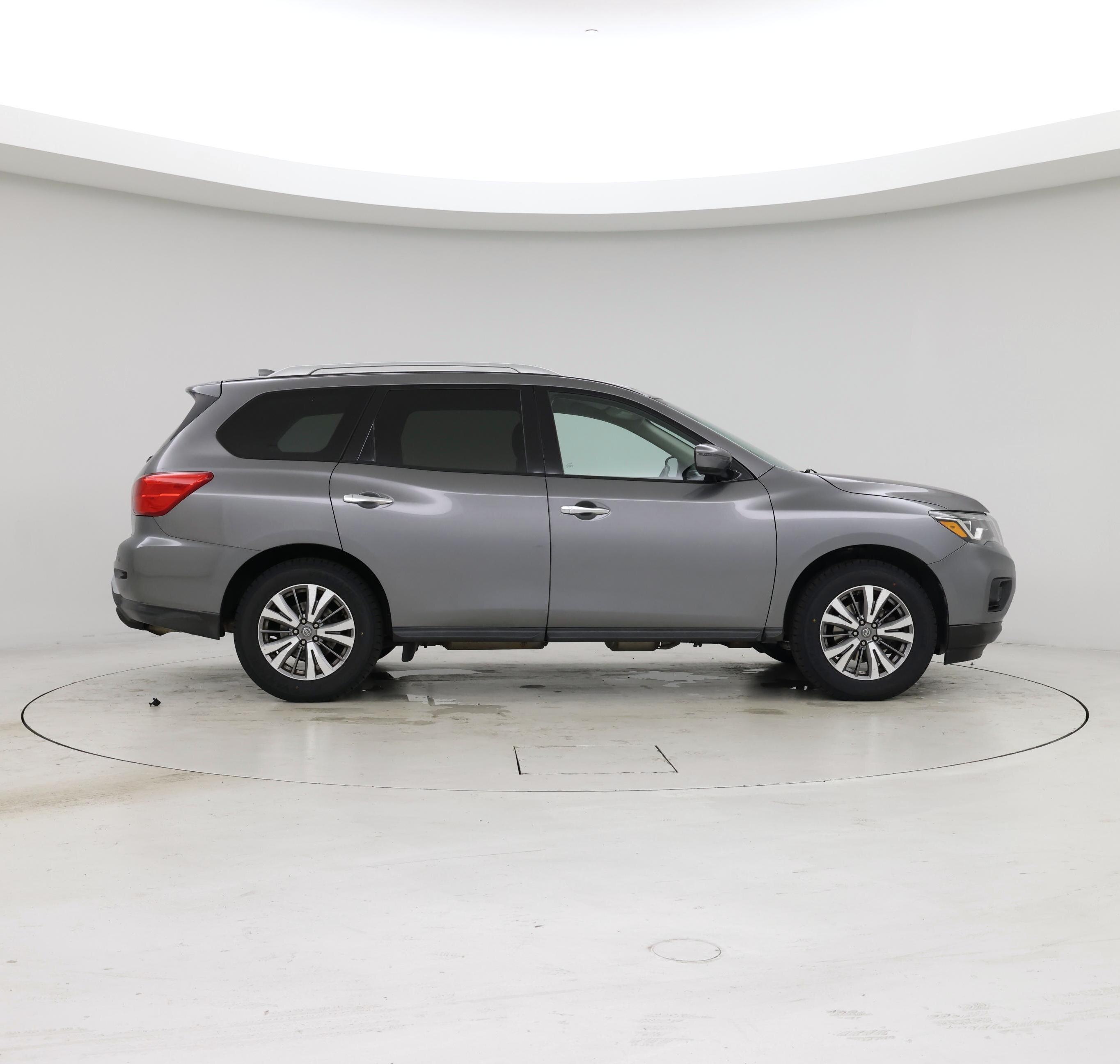 Thumbnail: 2020 Nissan Pathfinder - 7