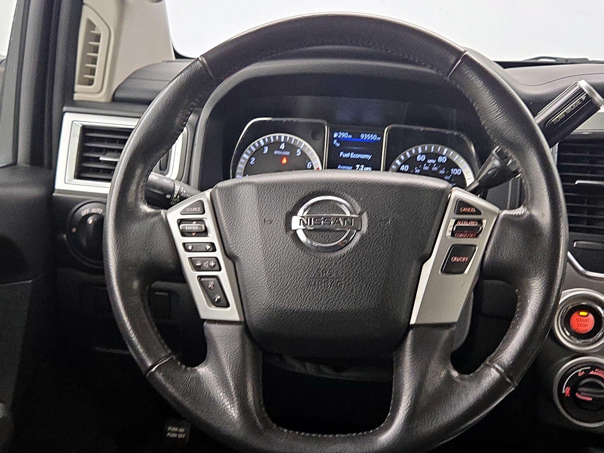 Thumbnail: 2019 Nissan Titan - 10