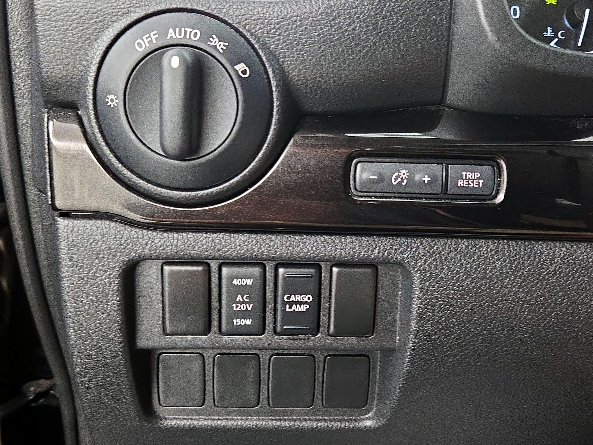 Thumbnail: 2019 Nissan Titan - 13