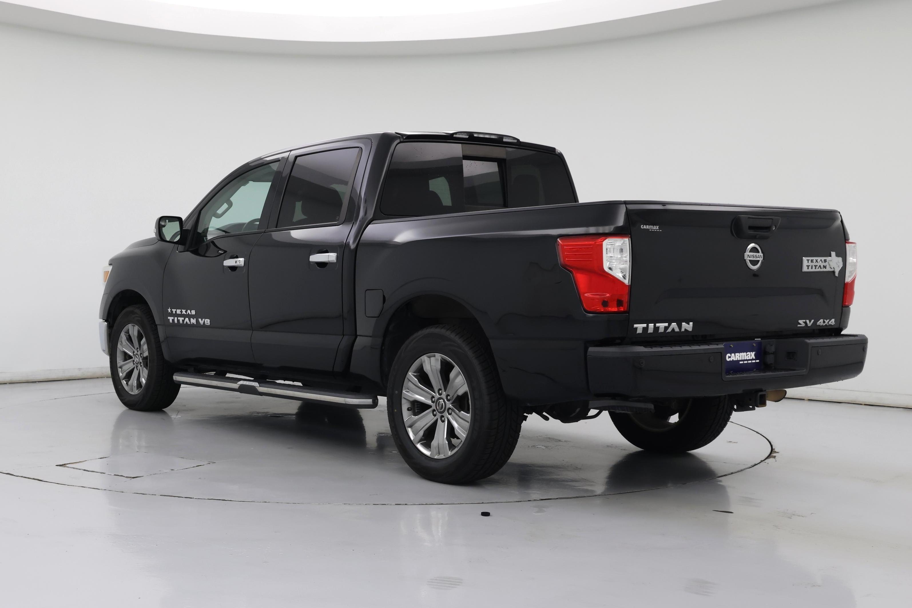 Thumbnail: 2019 Nissan Titan - 2
