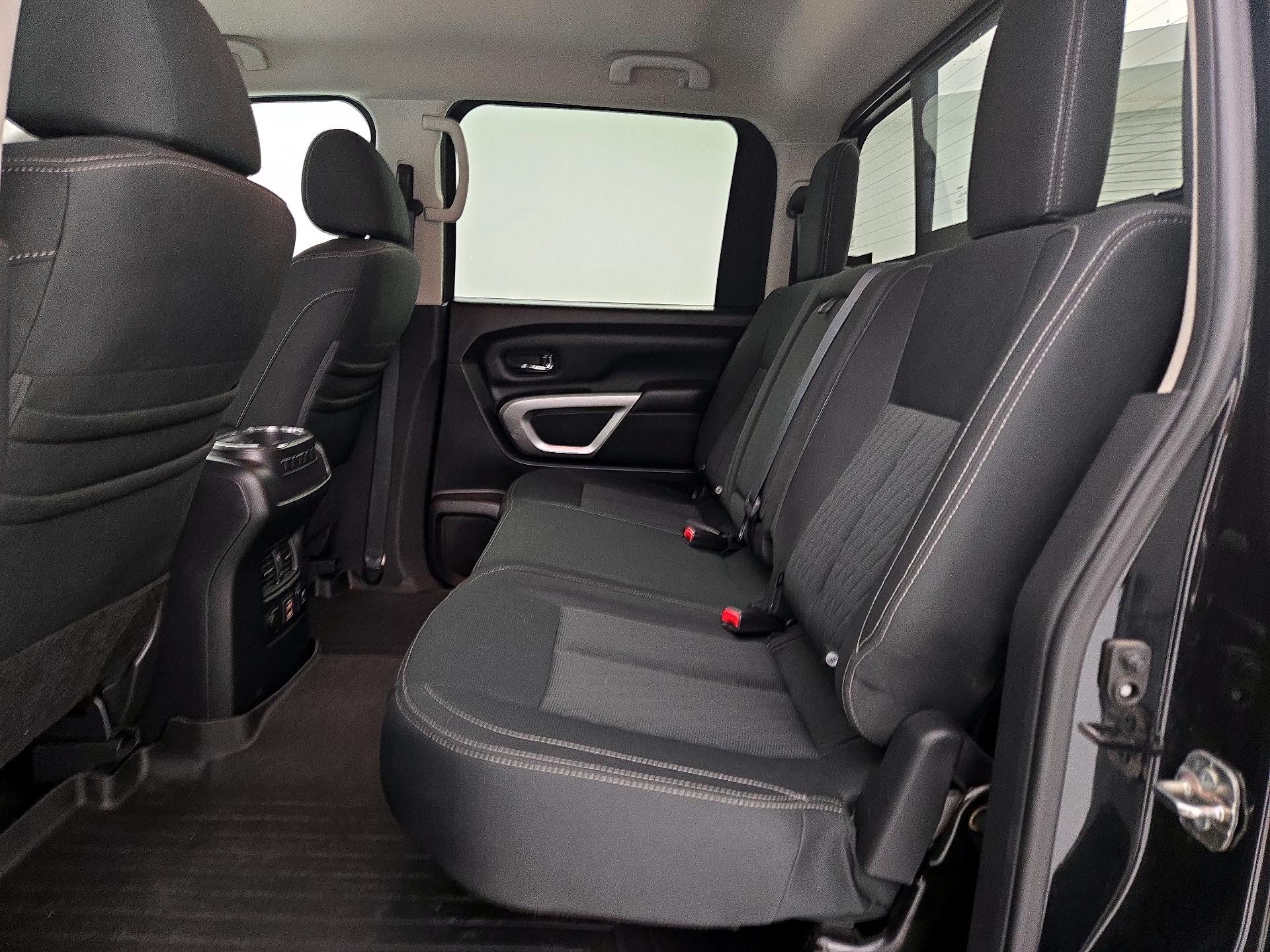 Thumbnail: 2019 Nissan Titan - 20