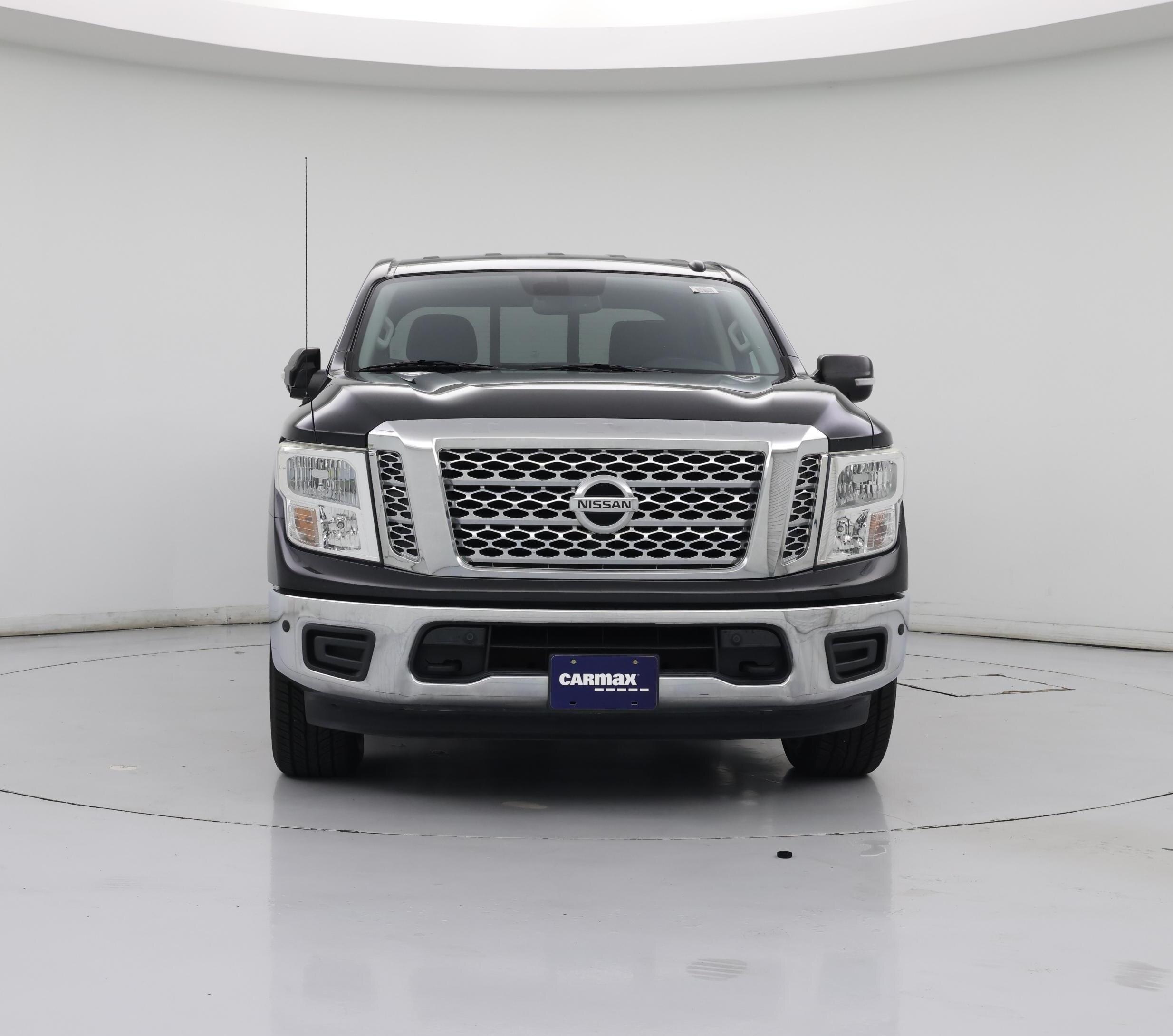 Thumbnail: 2019 Nissan Titan - 5