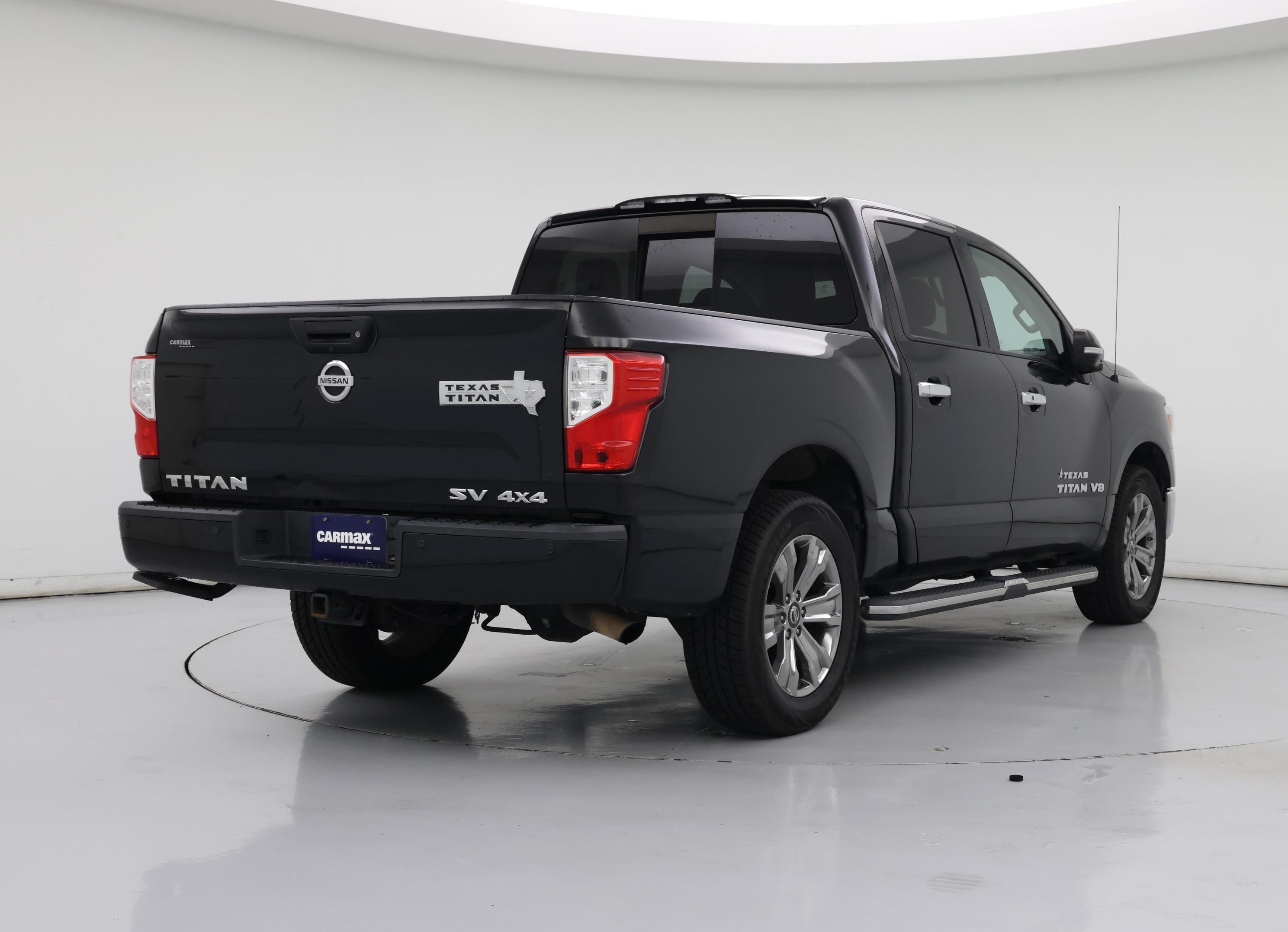 Thumbnail: 2019 Nissan Titan - 8