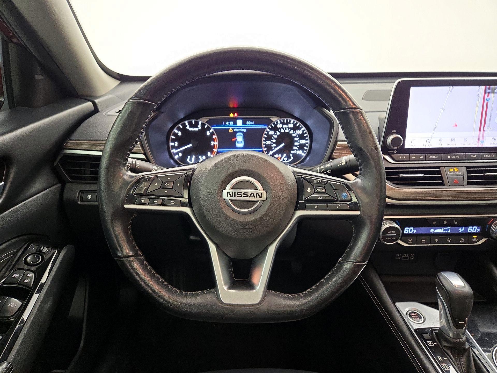 Thumbnail: 2022 Nissan Altima - 10